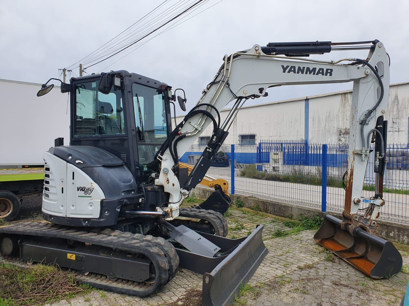 Giratória Yanmar Vio57 — image 2
