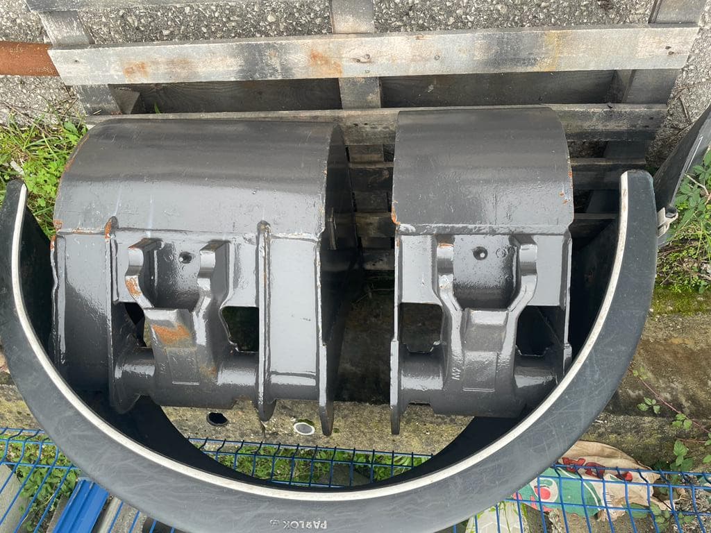 Giratória Yanmar Vio57 — image 17