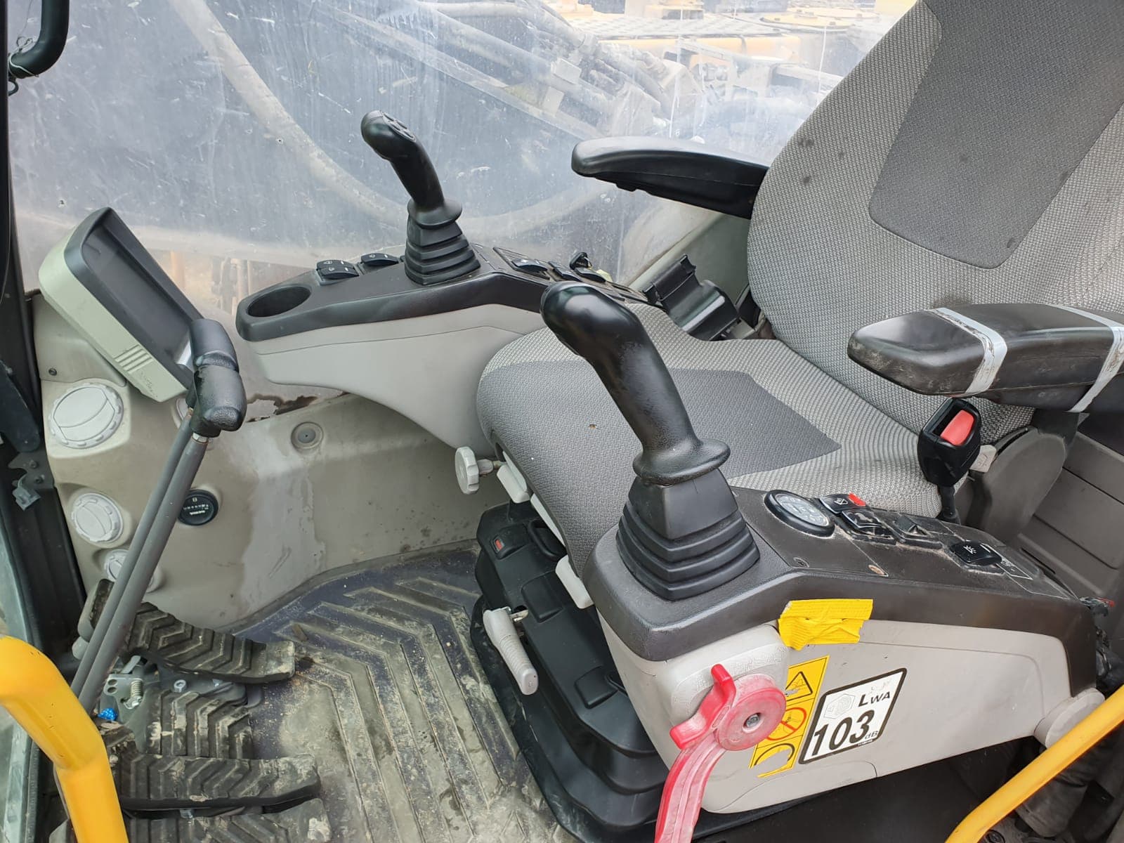 Escavadora Volvo EC2200 — imagen 8