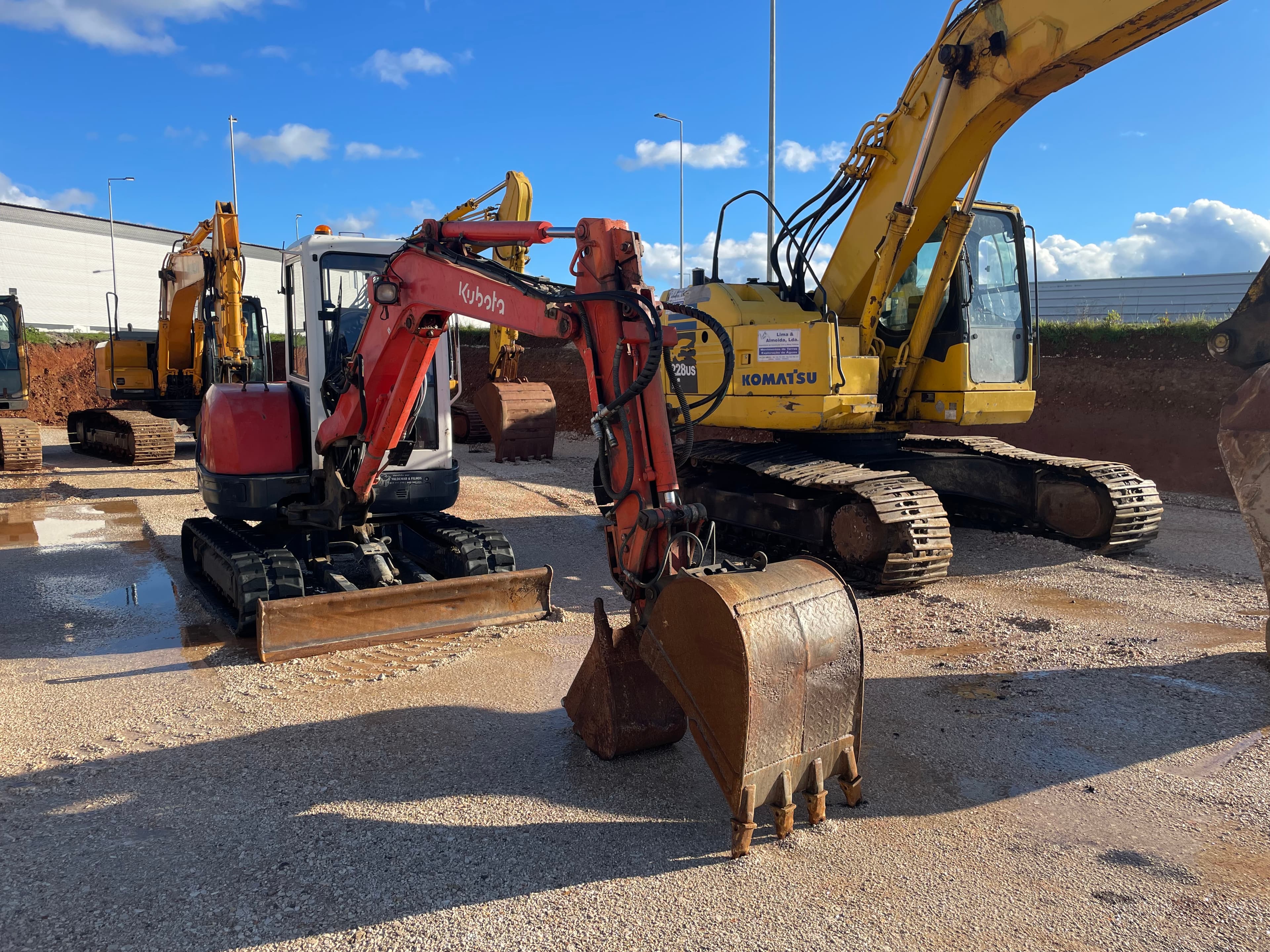 Mini Giratória Kubota KX 121