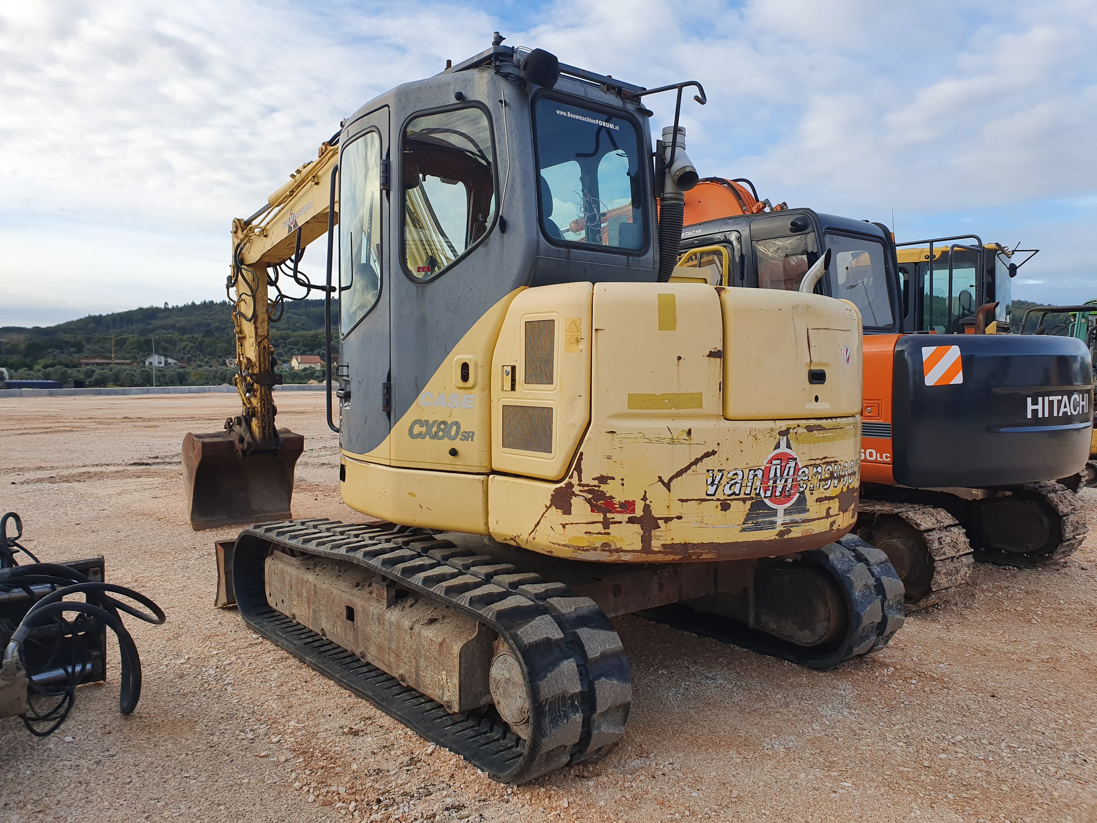 Excavadora sobre orugas Case CX80 — imagen 7