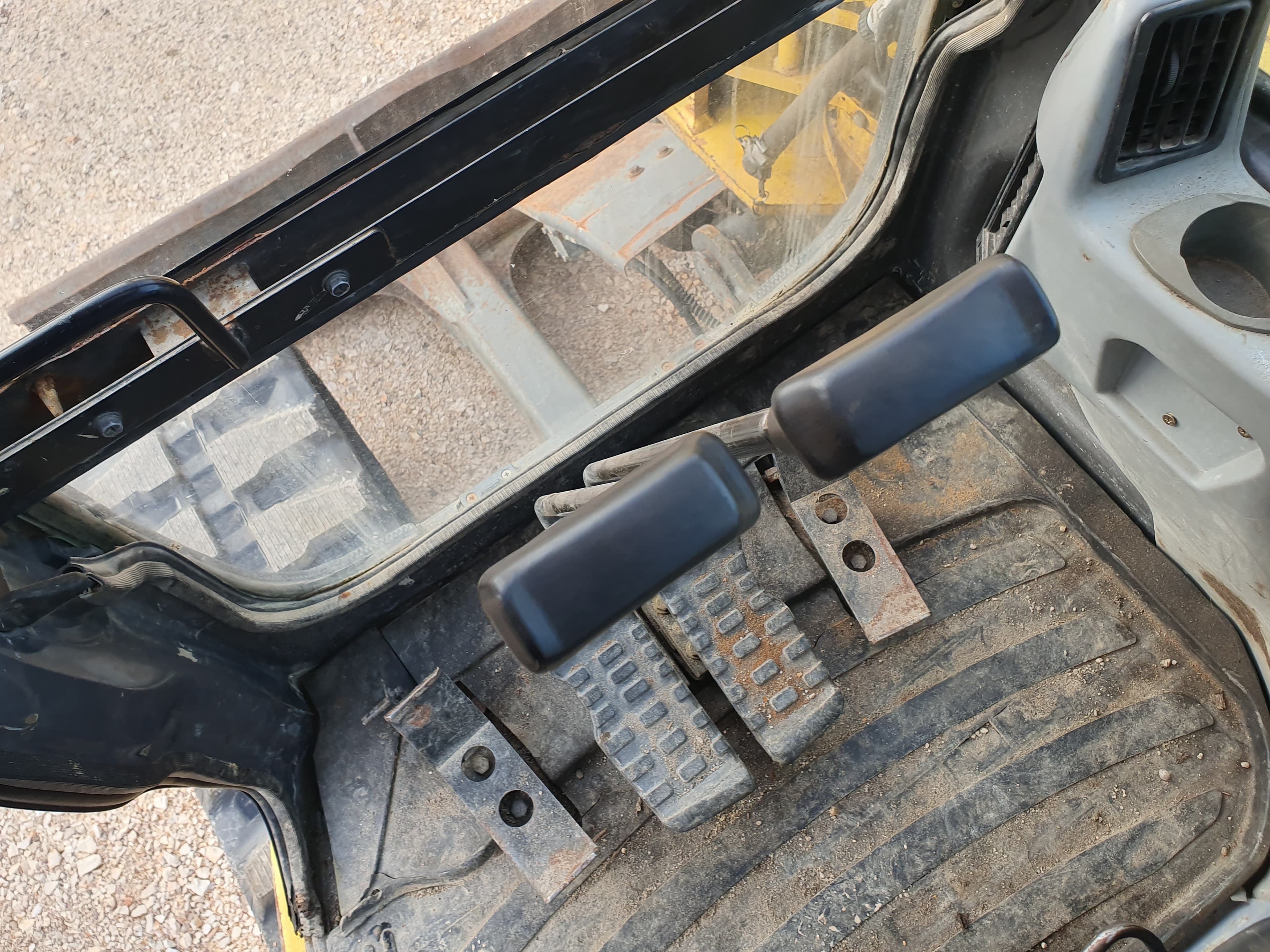 Excavadora sobre orugas Case CX80 — imagen 10