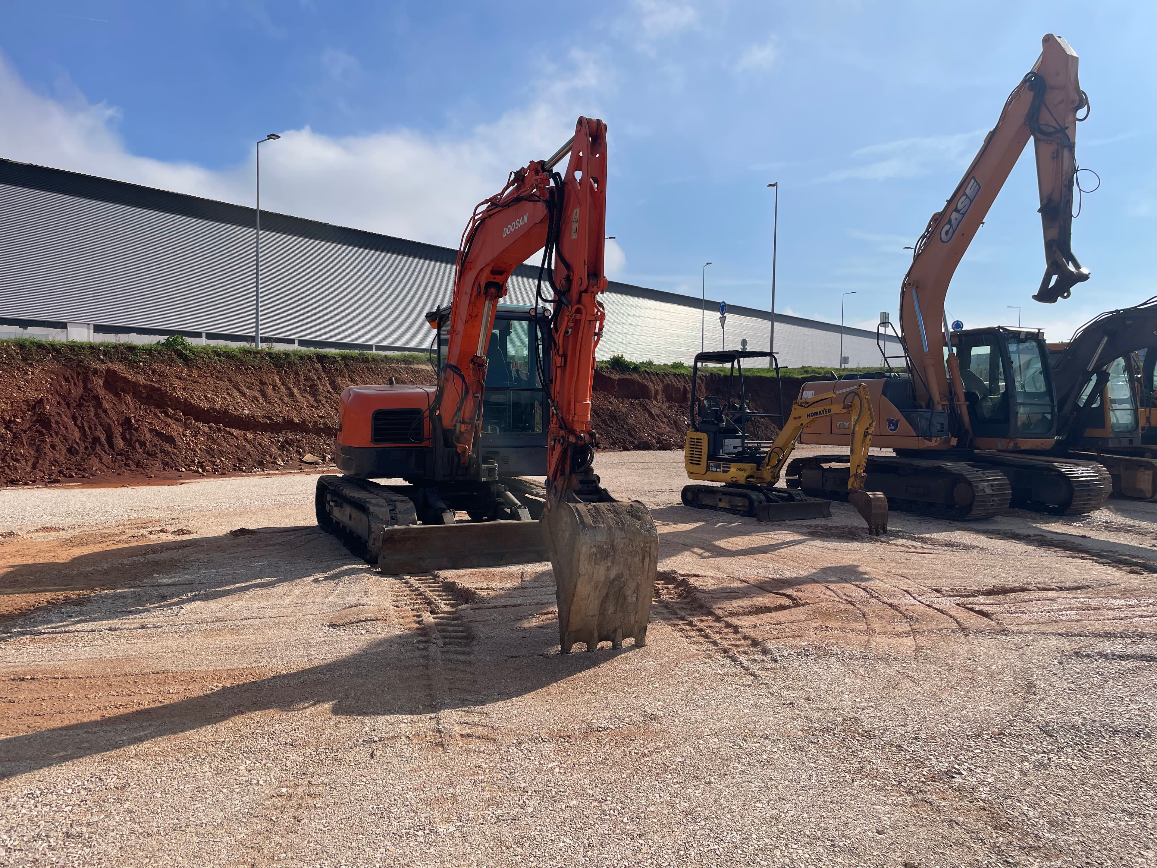 Giratória Doosan DX 80 R — imagen 2
