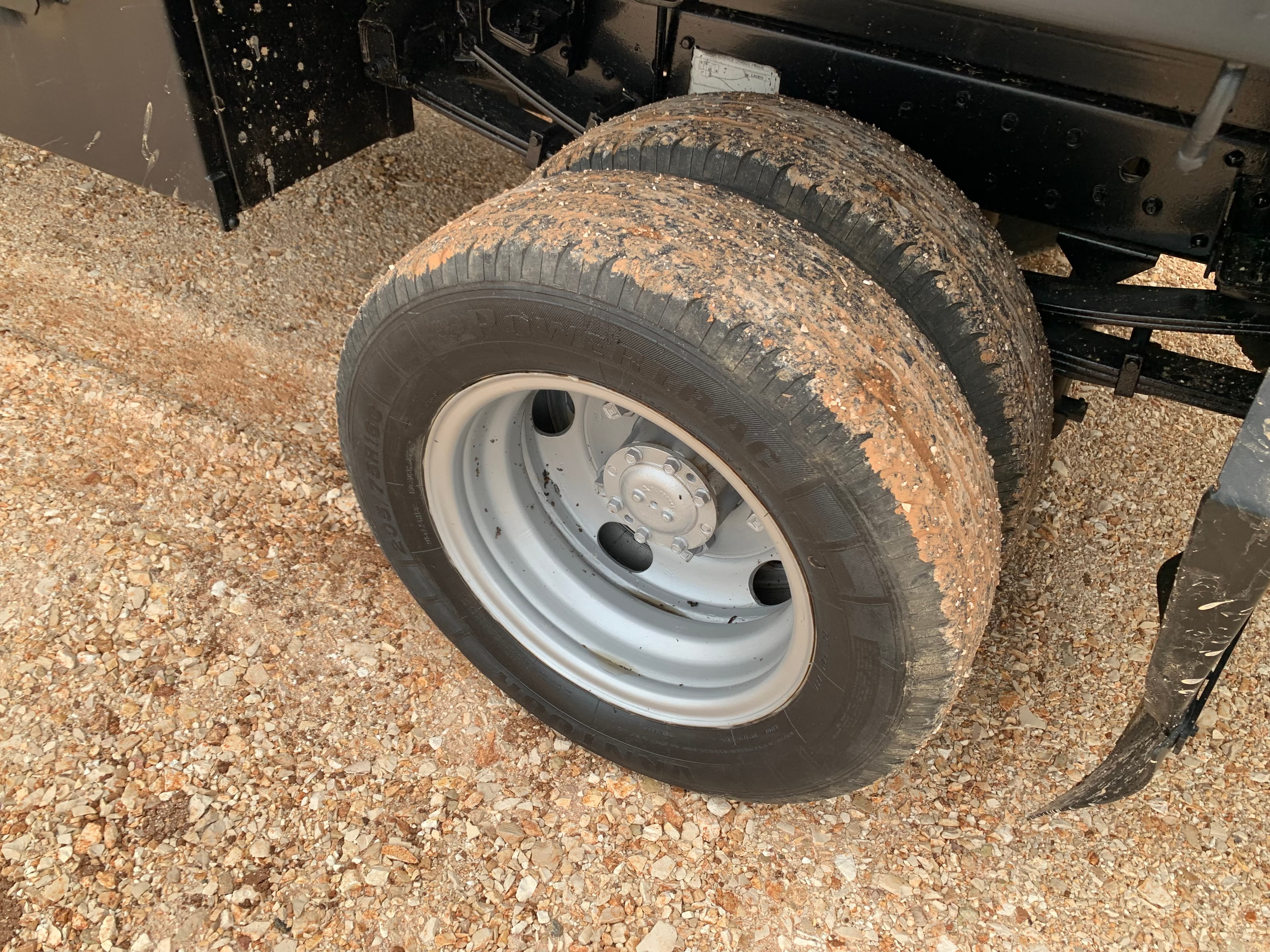 Mitsubishi Canter · Ano 2001 — imagen 9