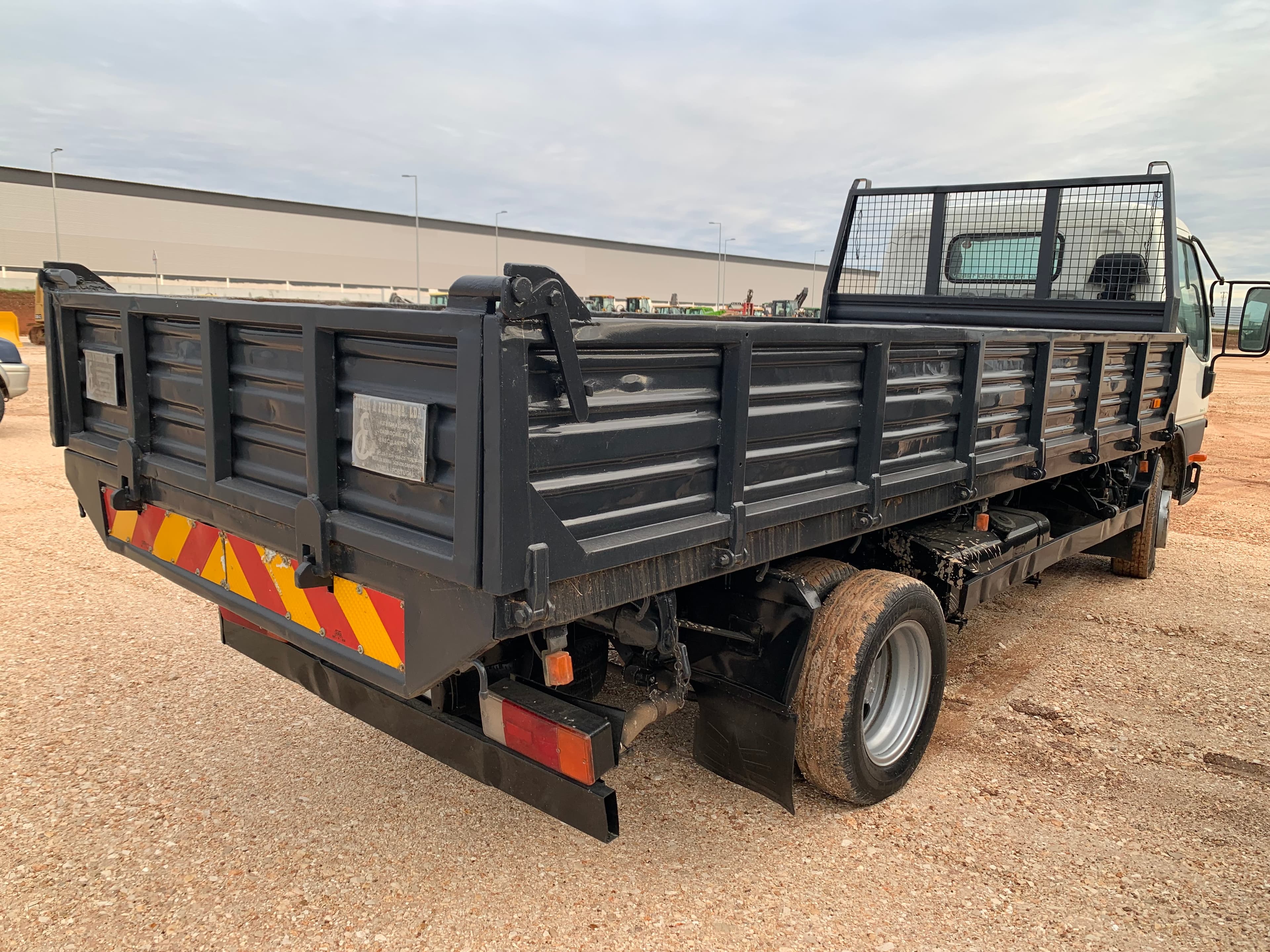 Mitsubishi Canter · Ano 2001 — imagen 5