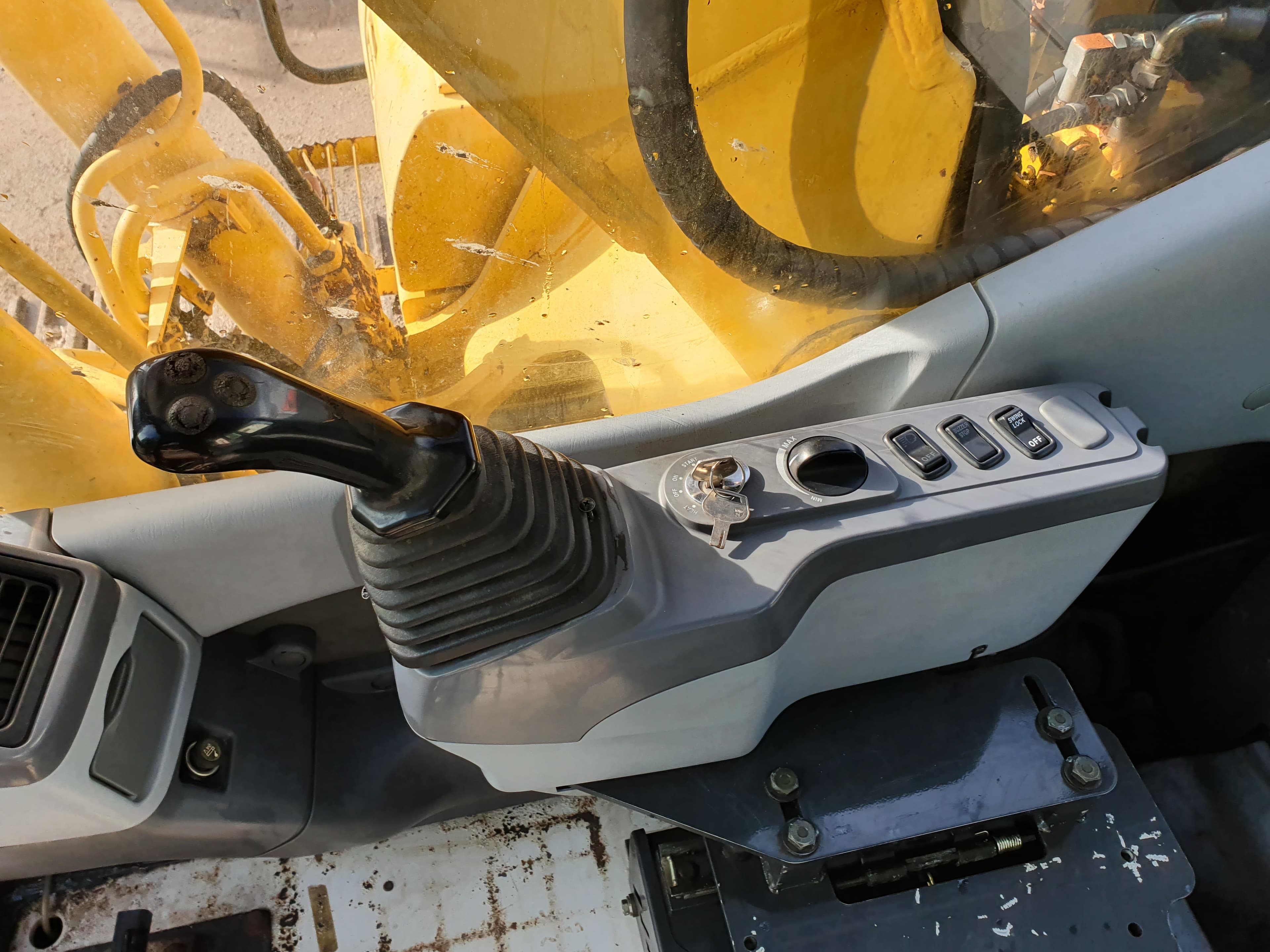 Giratória Komatsu PC160 LC — imagem 9