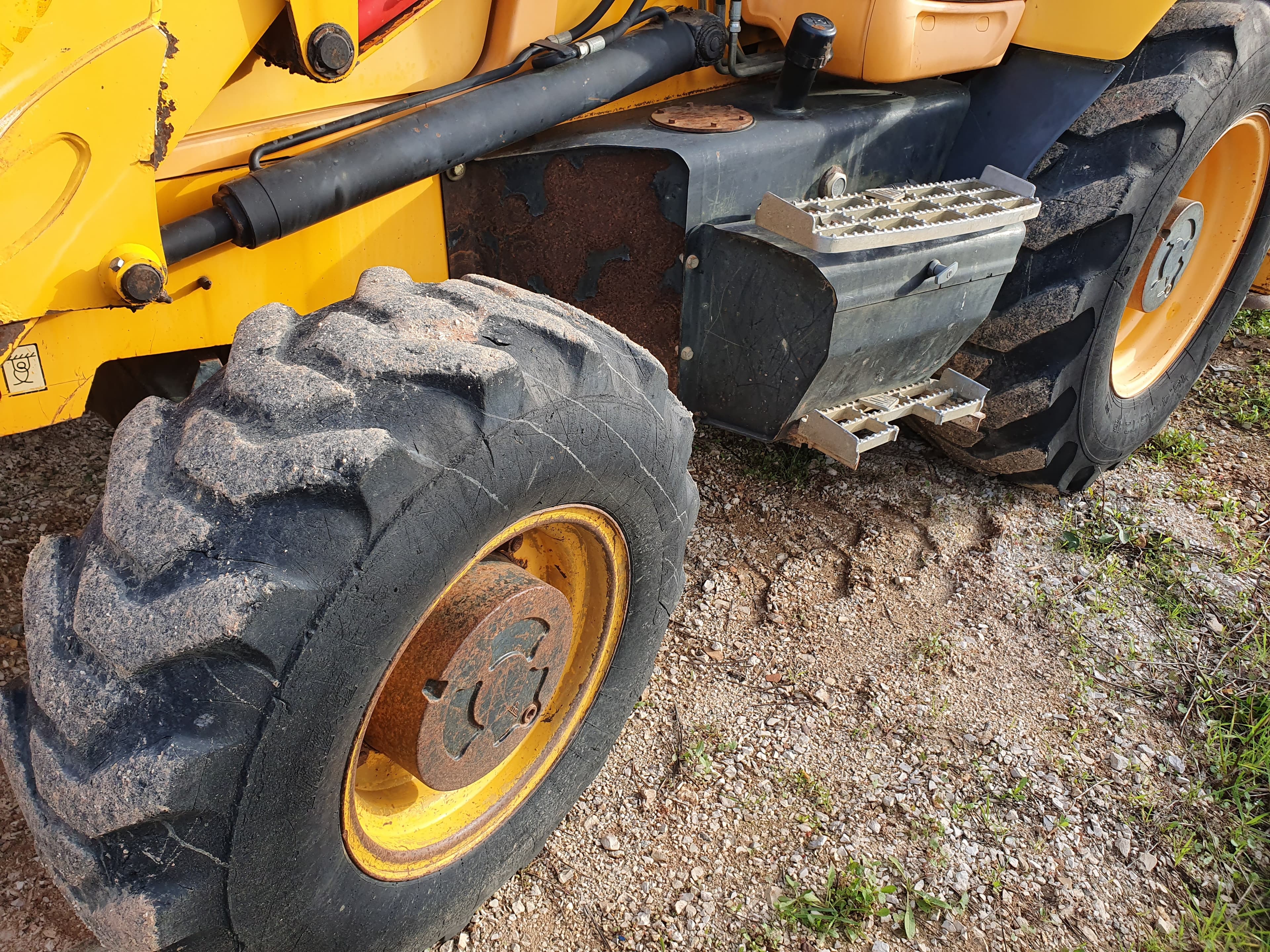 Retroescavadora JCB 3CX — imagen 5
