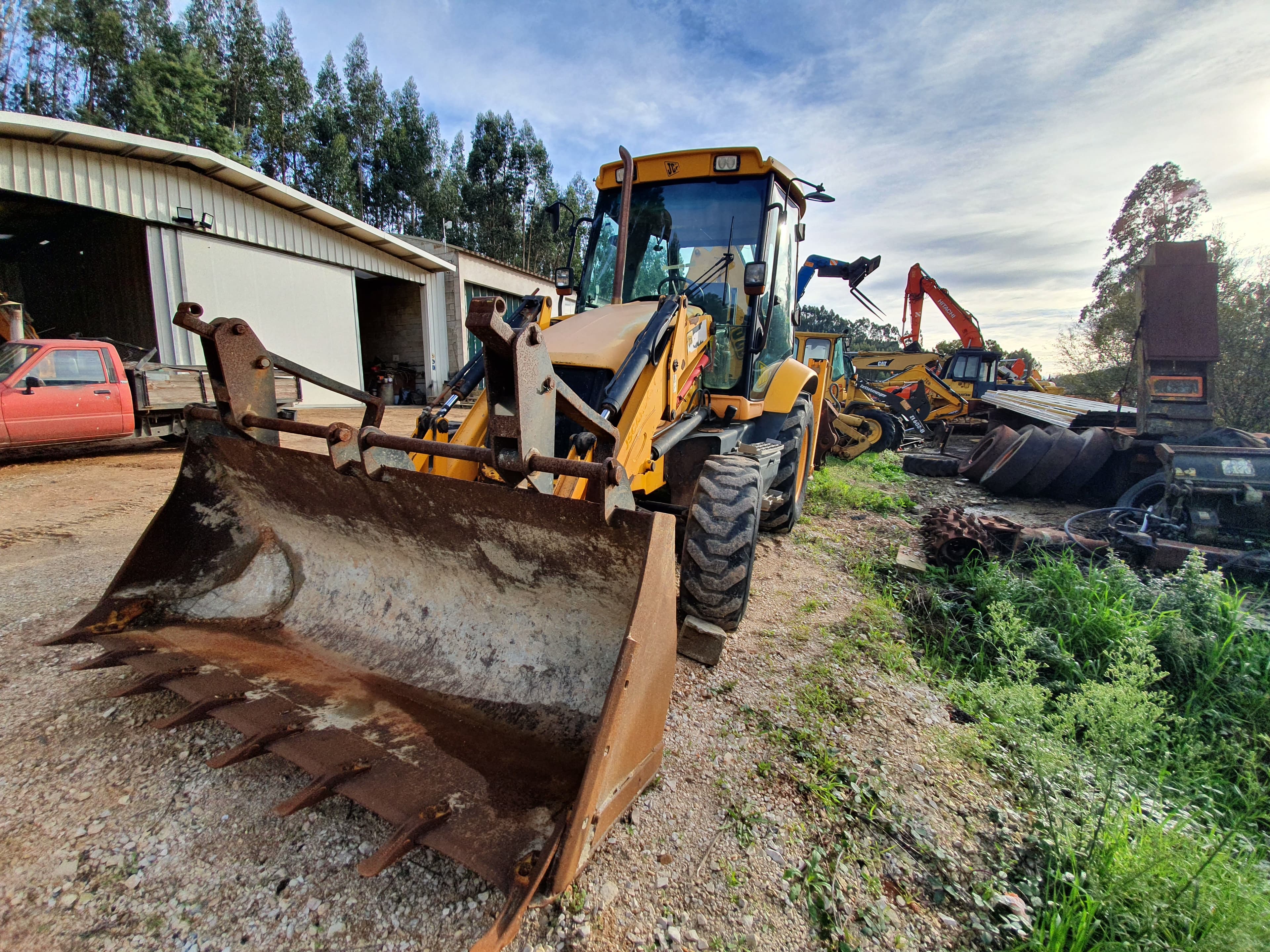 Retroescavadora JCB 3CX — imagen 4