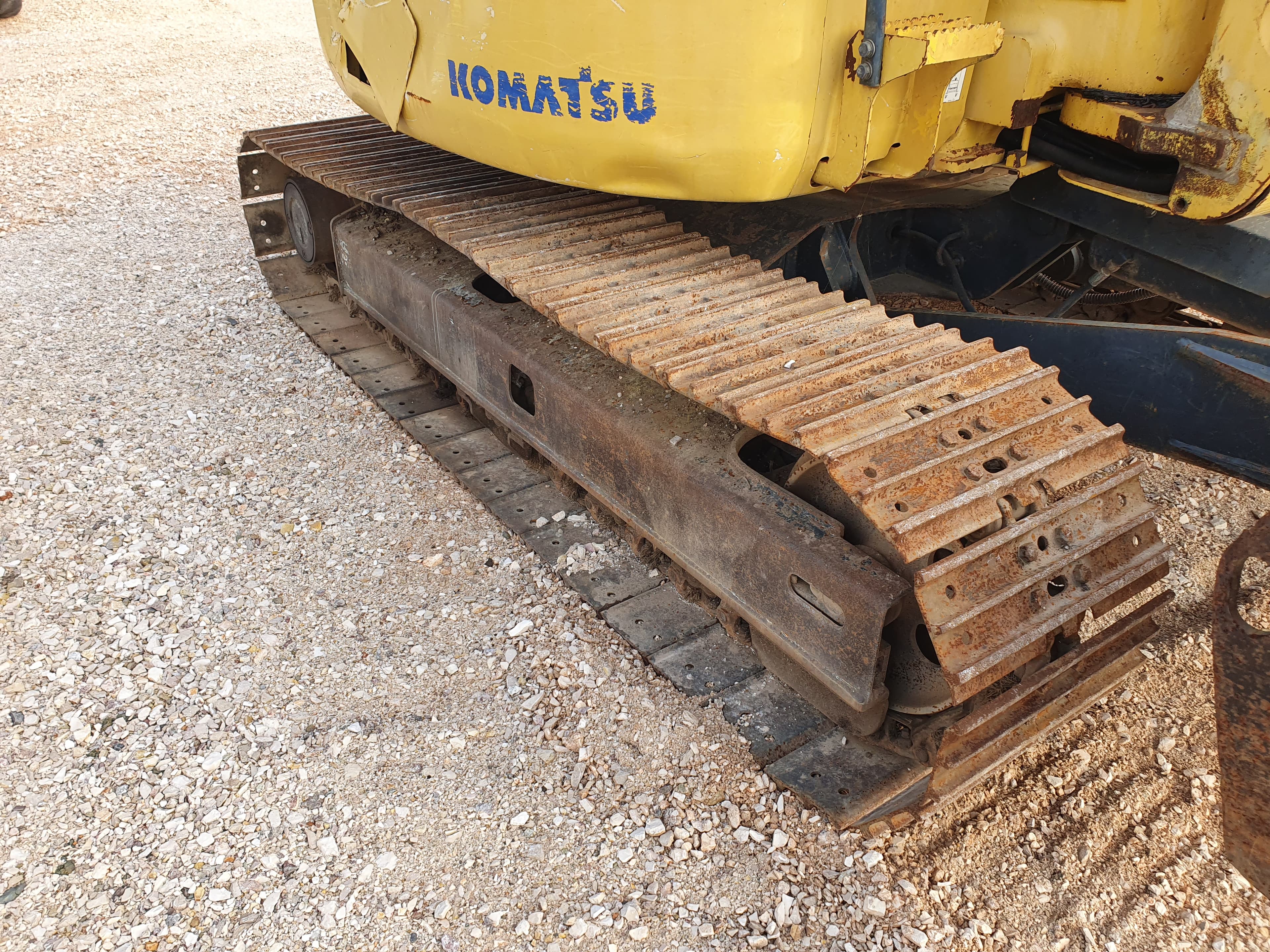 Giratória Komatsu PC88MR-8 — imagen 6
