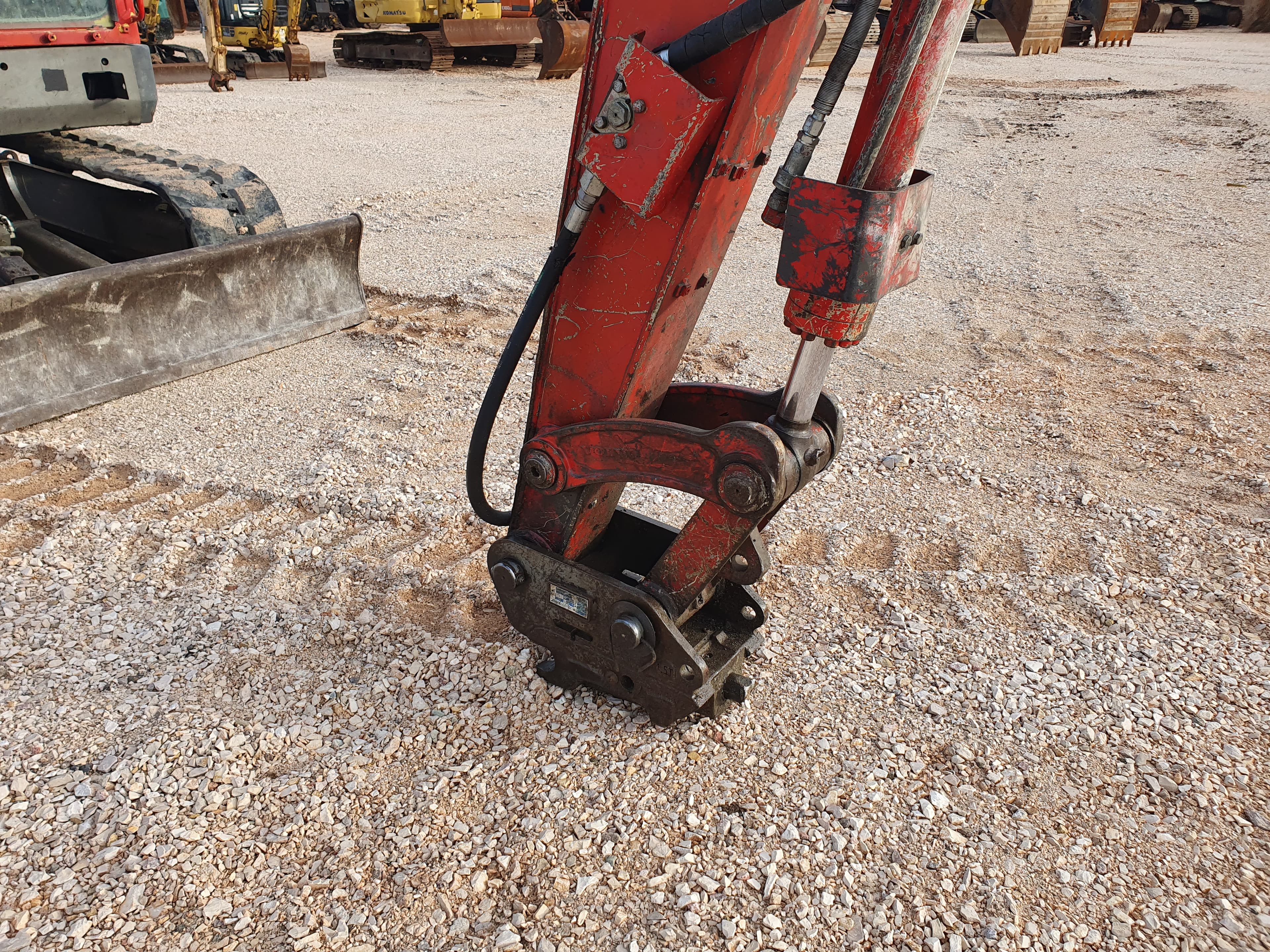 Giratória Volvo ECR88 — imagen 6