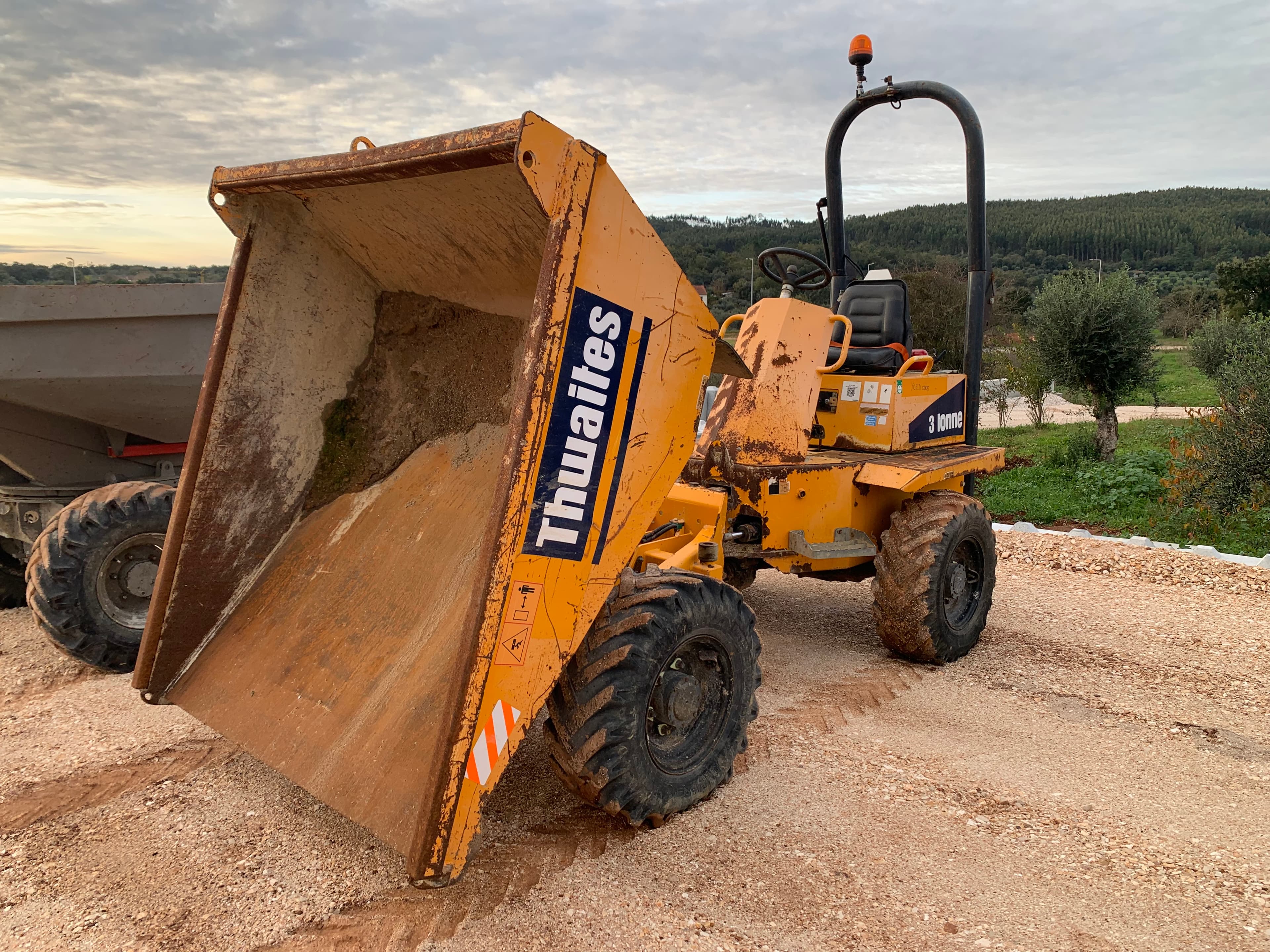 Dumper Thwaites — imagen 1