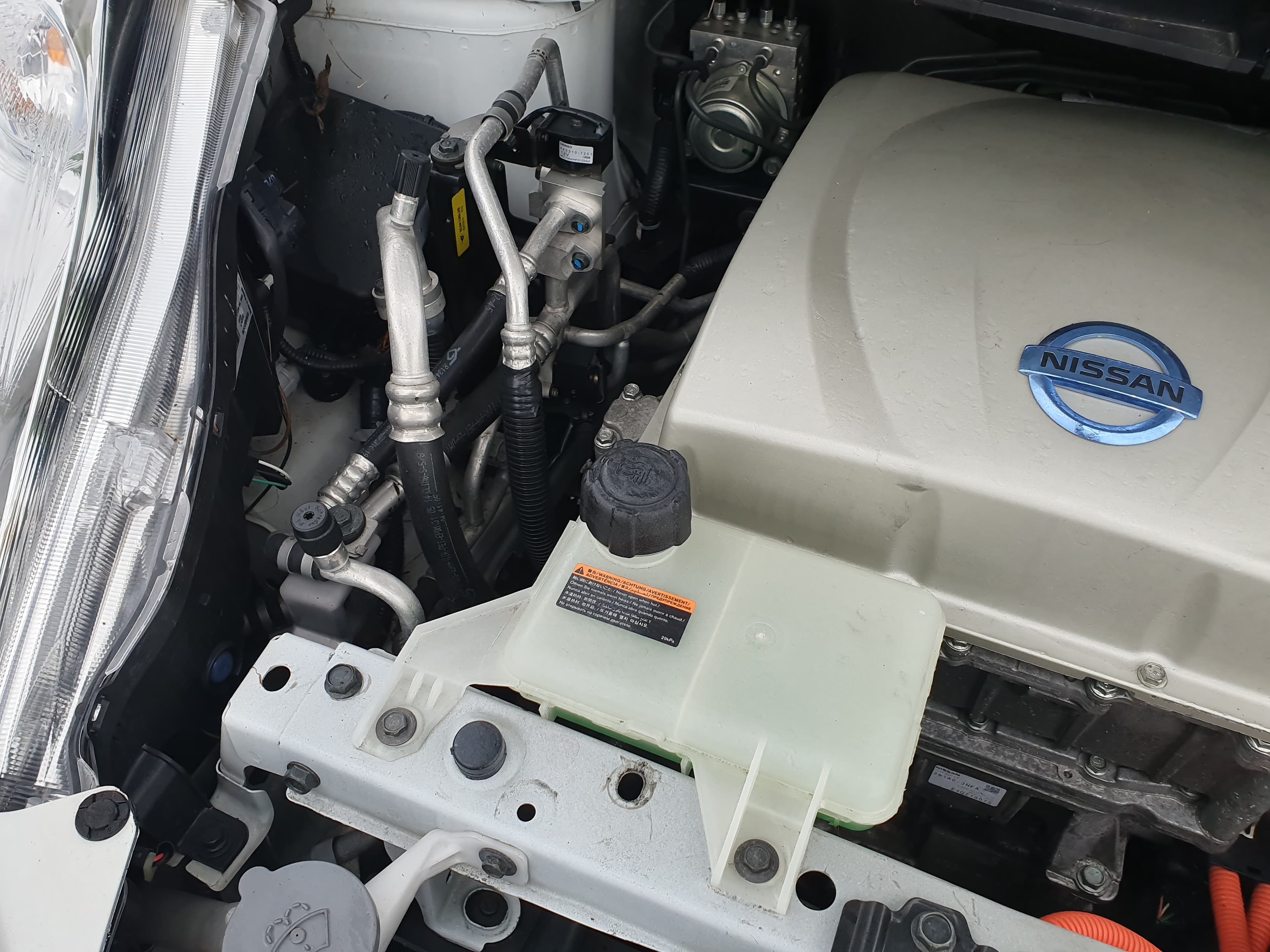 Nissan Leaf · Elétrico · Ano 2014 — imagen 13