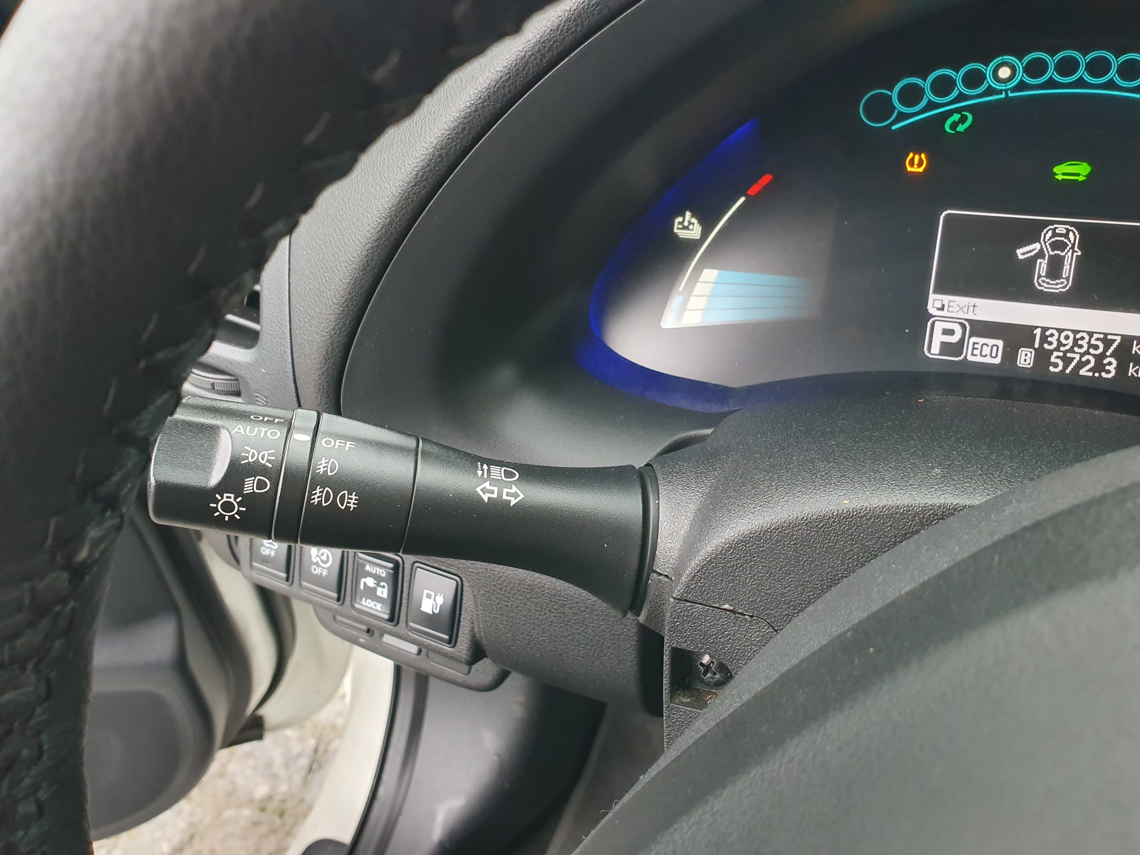 Nissan Leaf · Elétrico · Ano 2014 — imagen 40