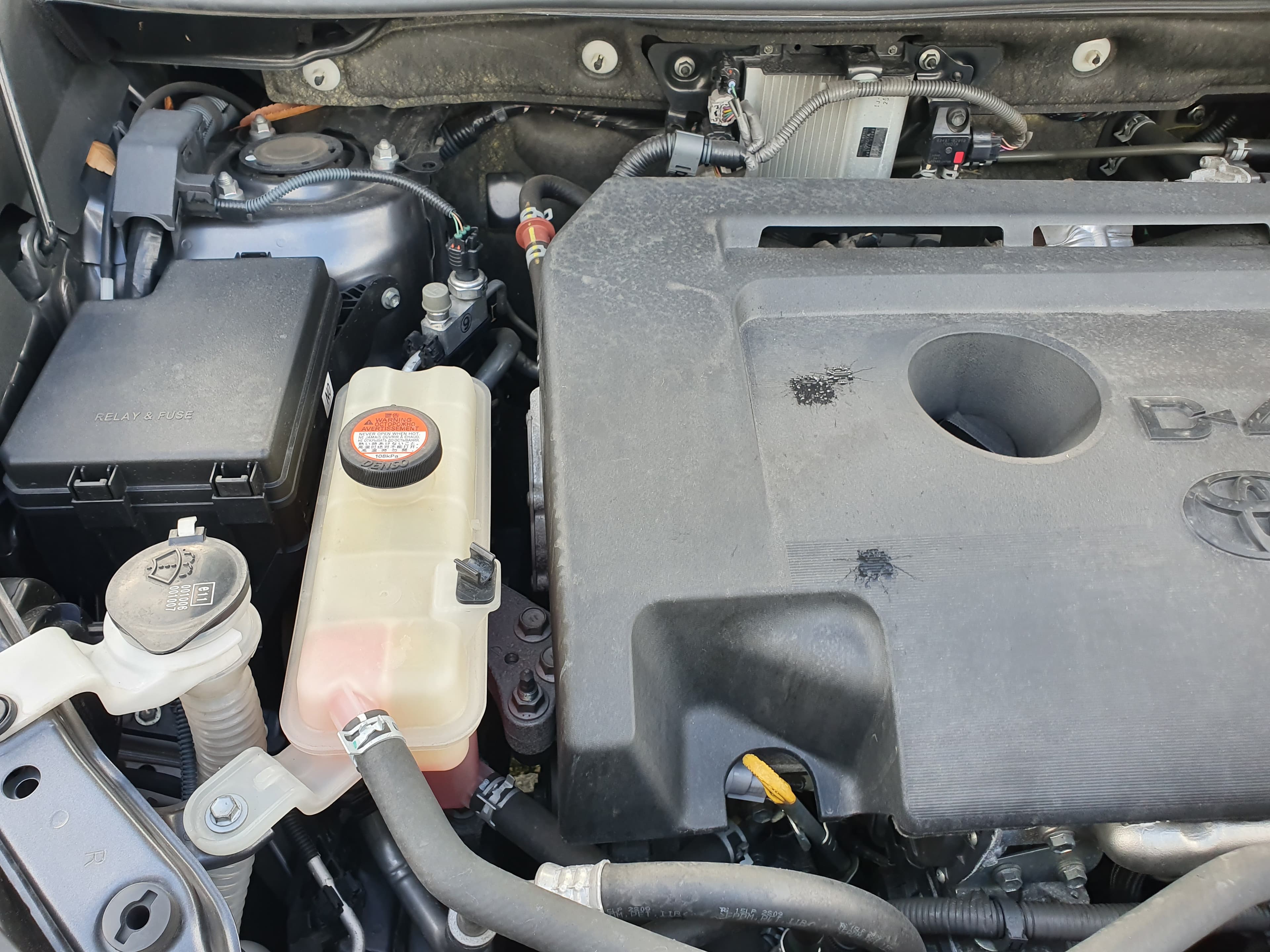Toyota Rav4 · Ano 2015 — imagen 12