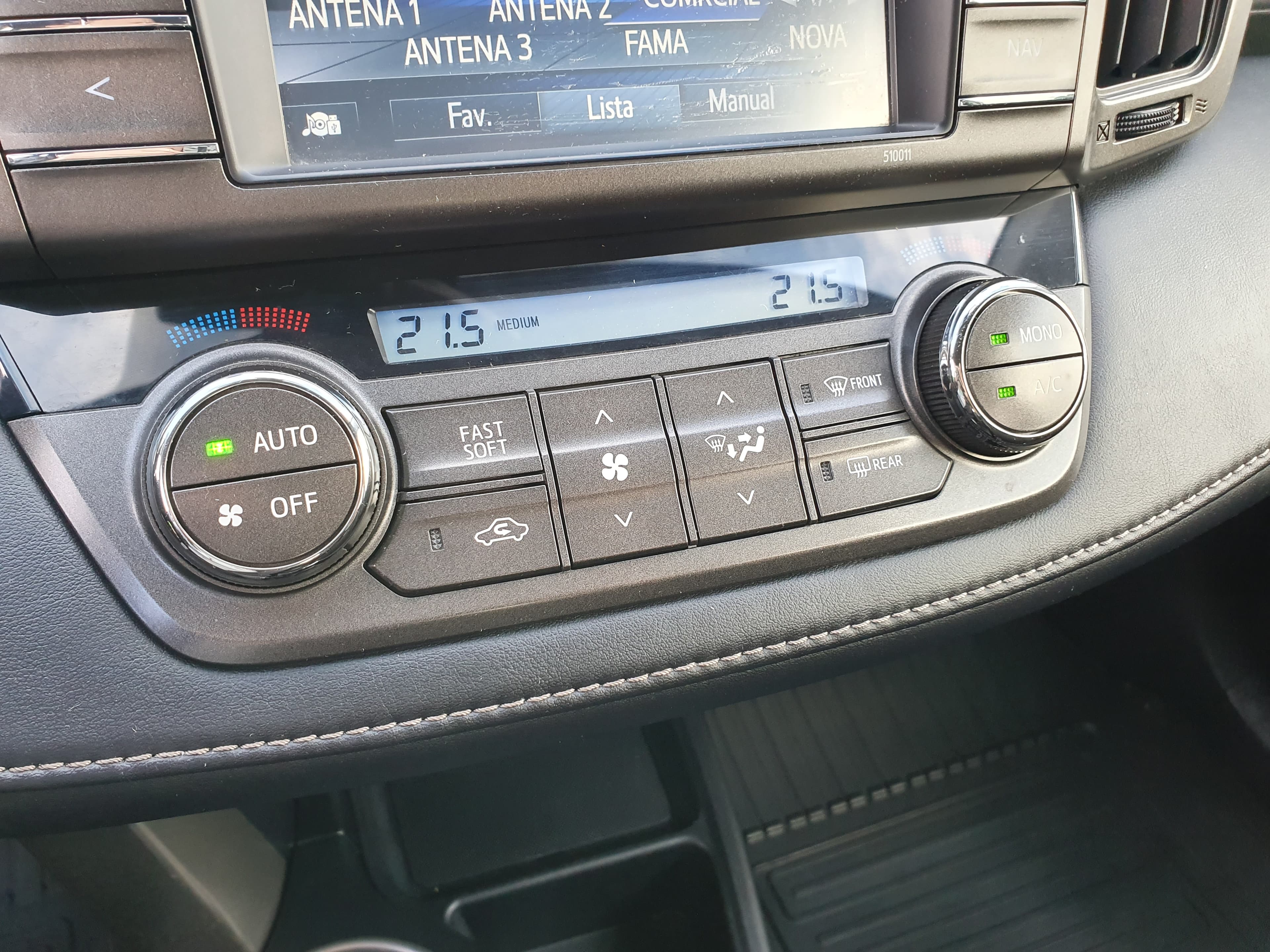 Toyota Rav4 · Ano 2015 — imagen 36