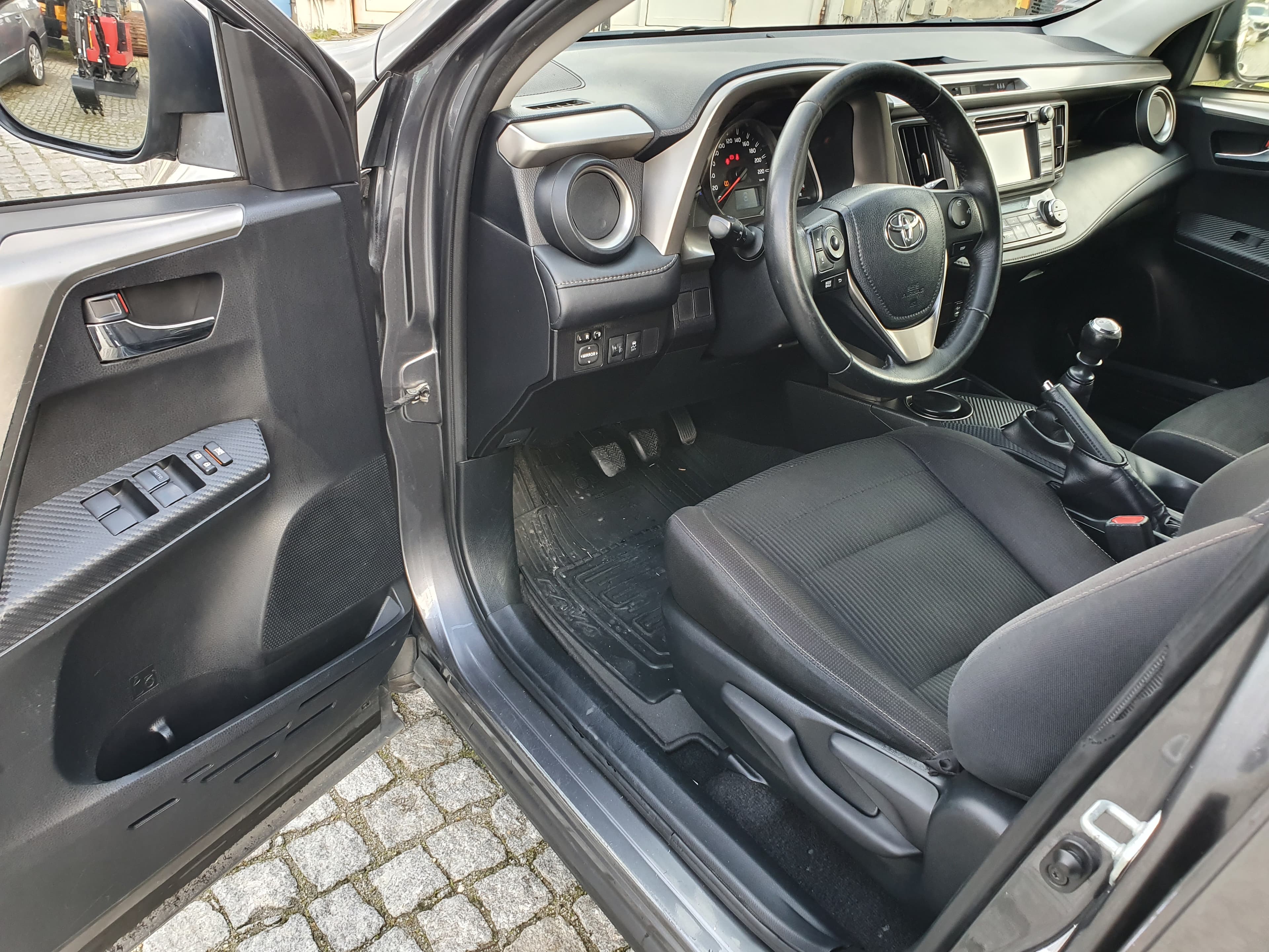 Toyota Rav4 · Ano 2015 — imagen 28