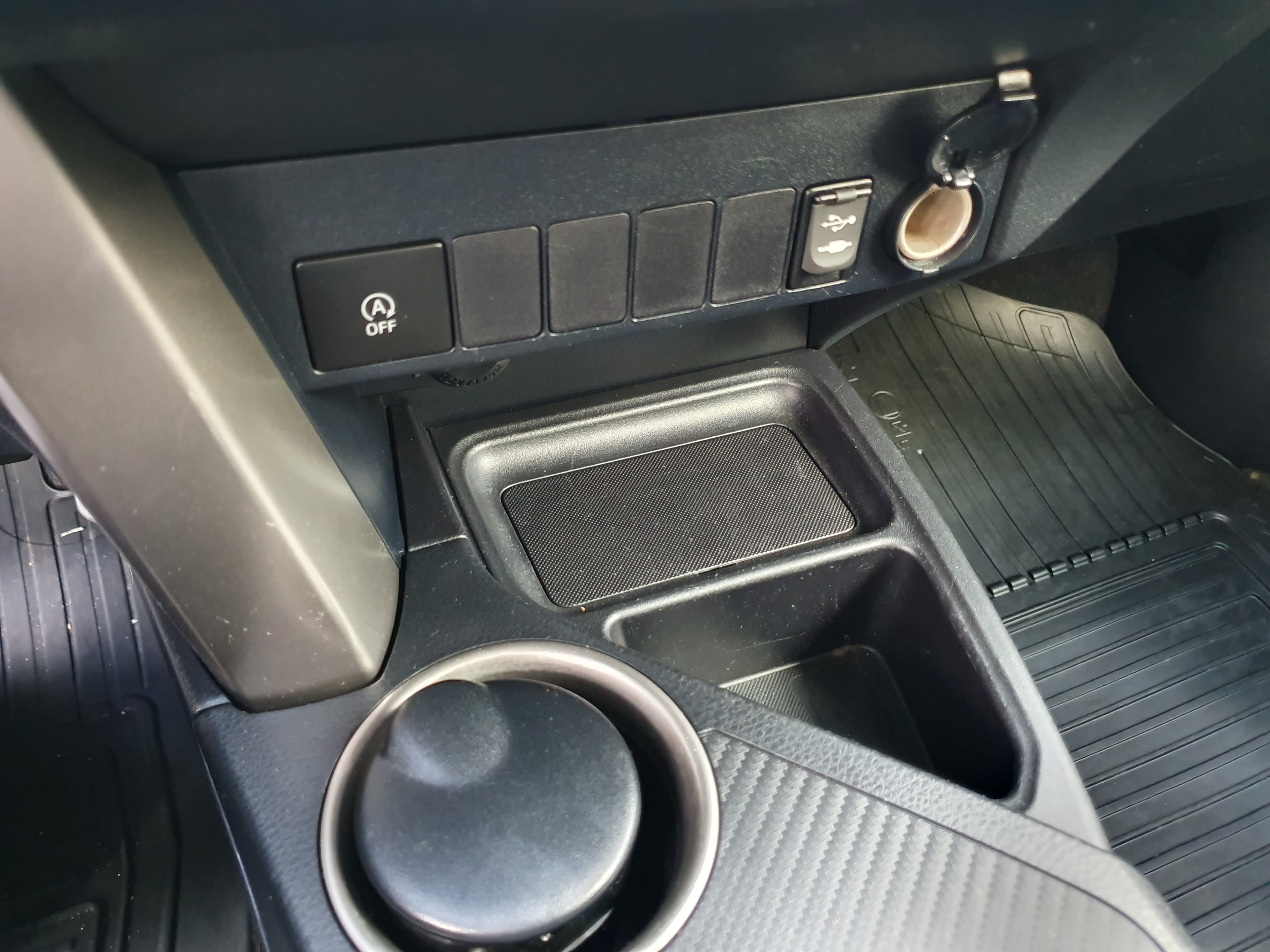 Toyota Rav4 · Ano 2015 — imagen 41