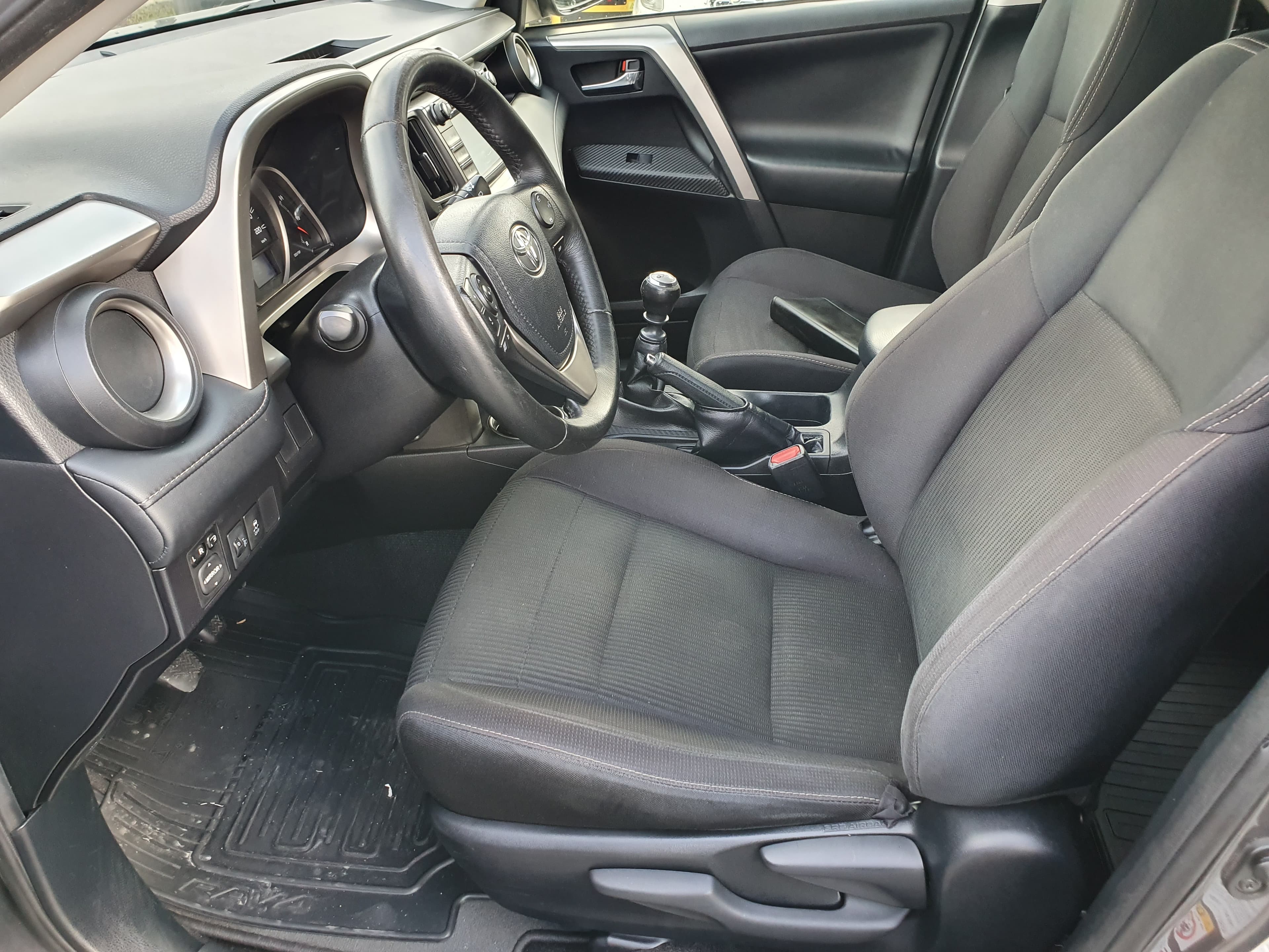 Toyota Rav4 · Ano 2015 — imagen 30