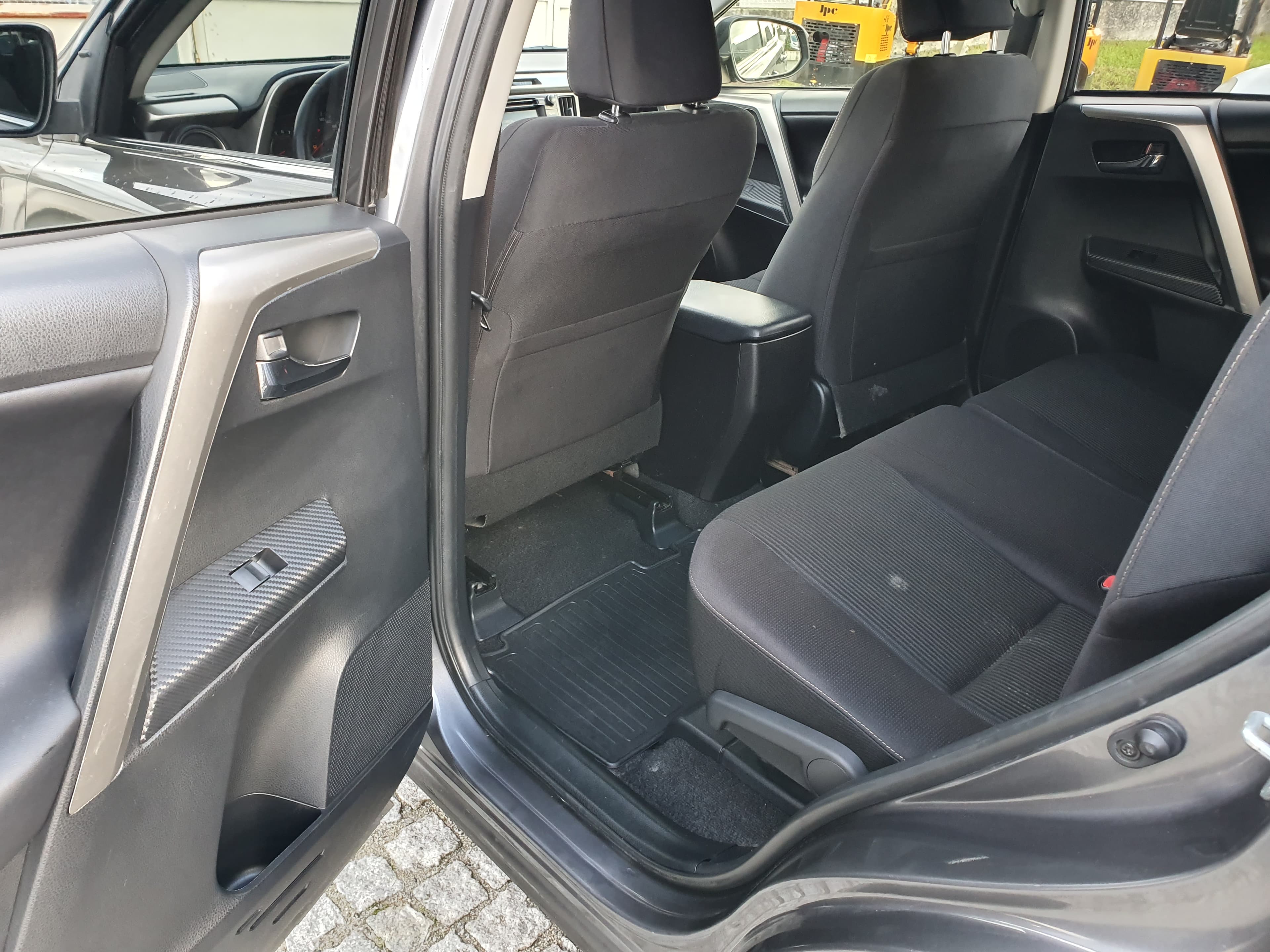 Toyota Rav4 · Ano 2015 — imagen 25