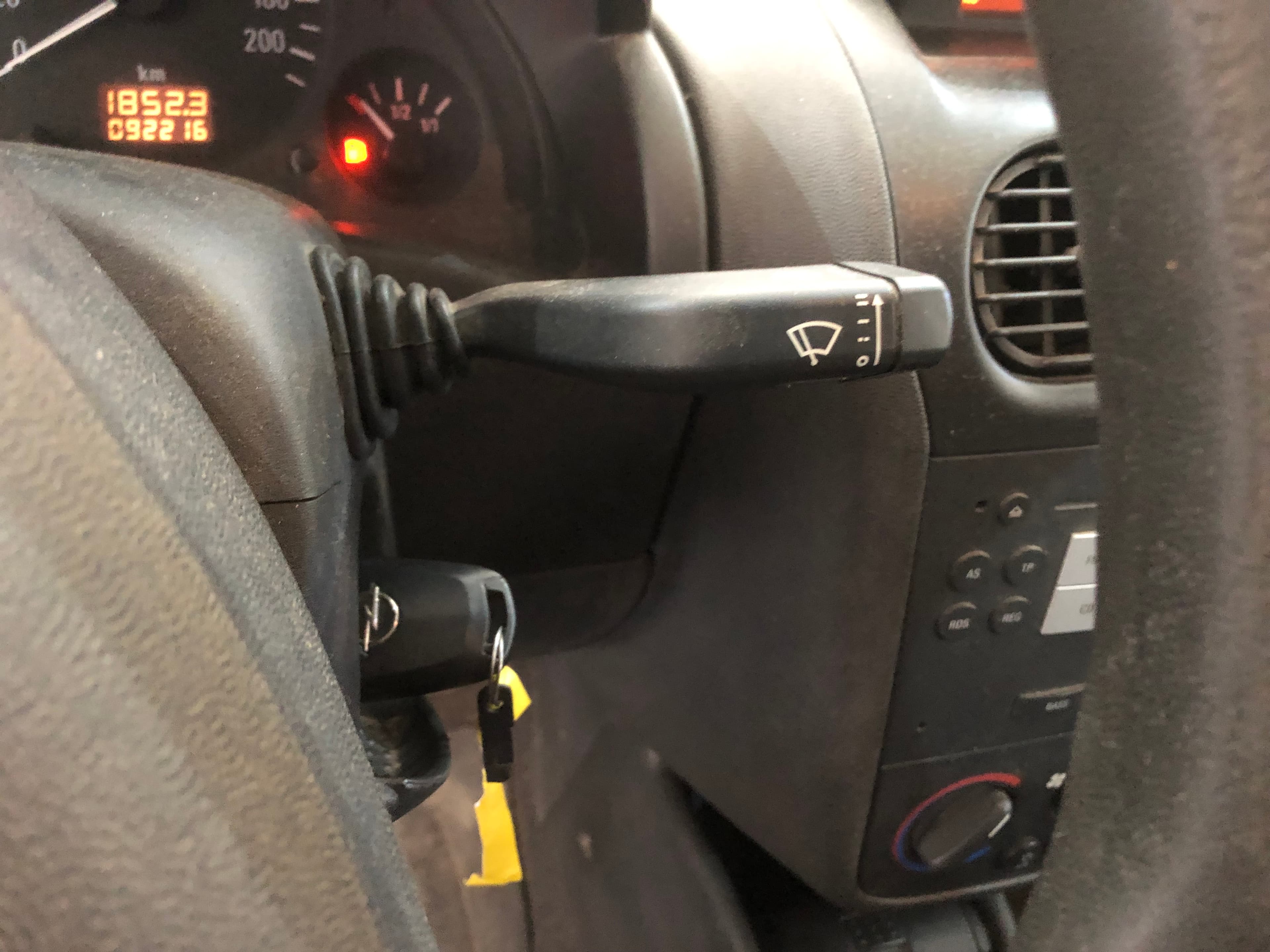 Opel Combo 1.7 CDTI · Ano 2008 — imagen 27