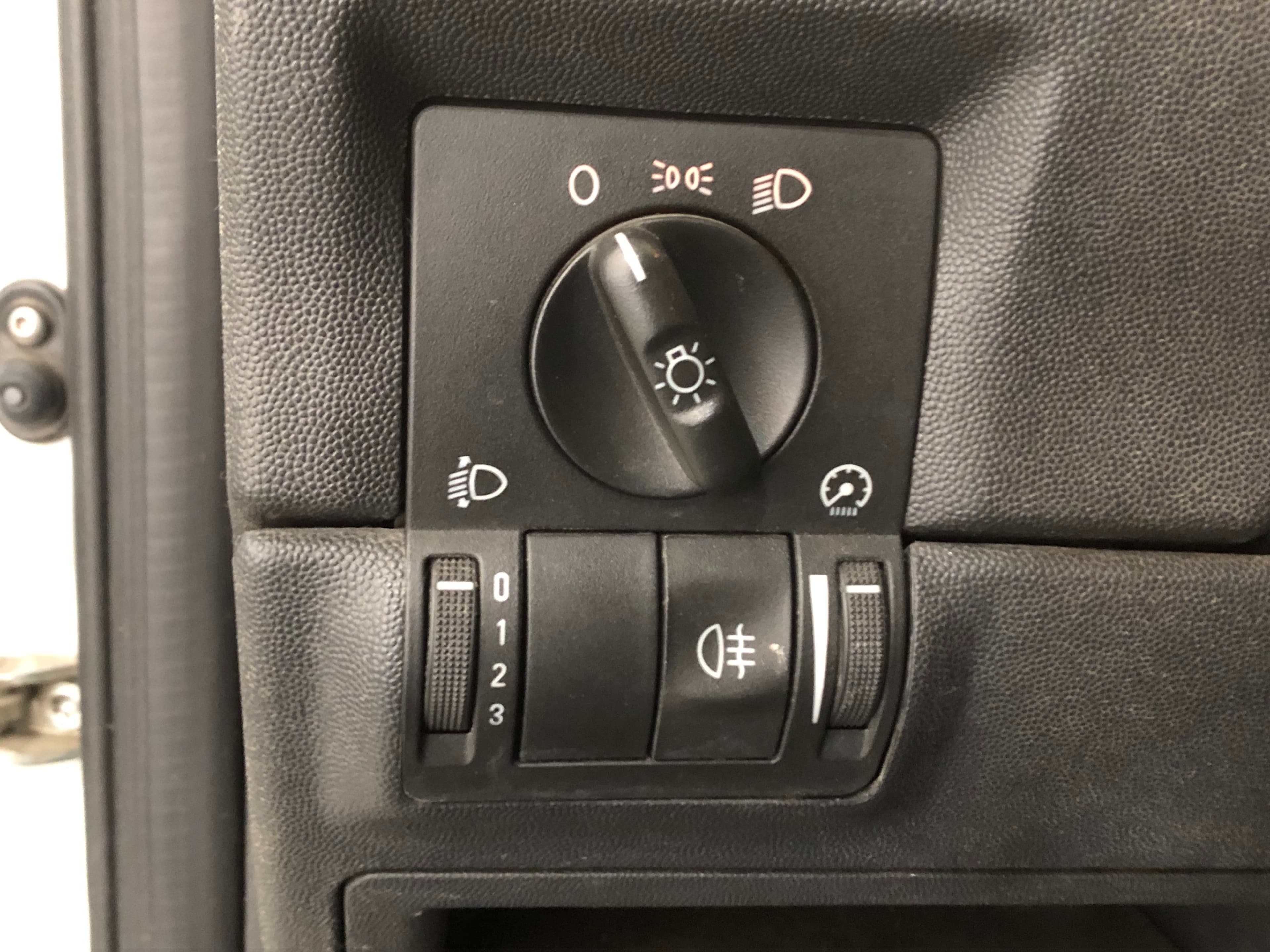Opel Combo 1.7 CDTI · Ano 2008 — imagen 24