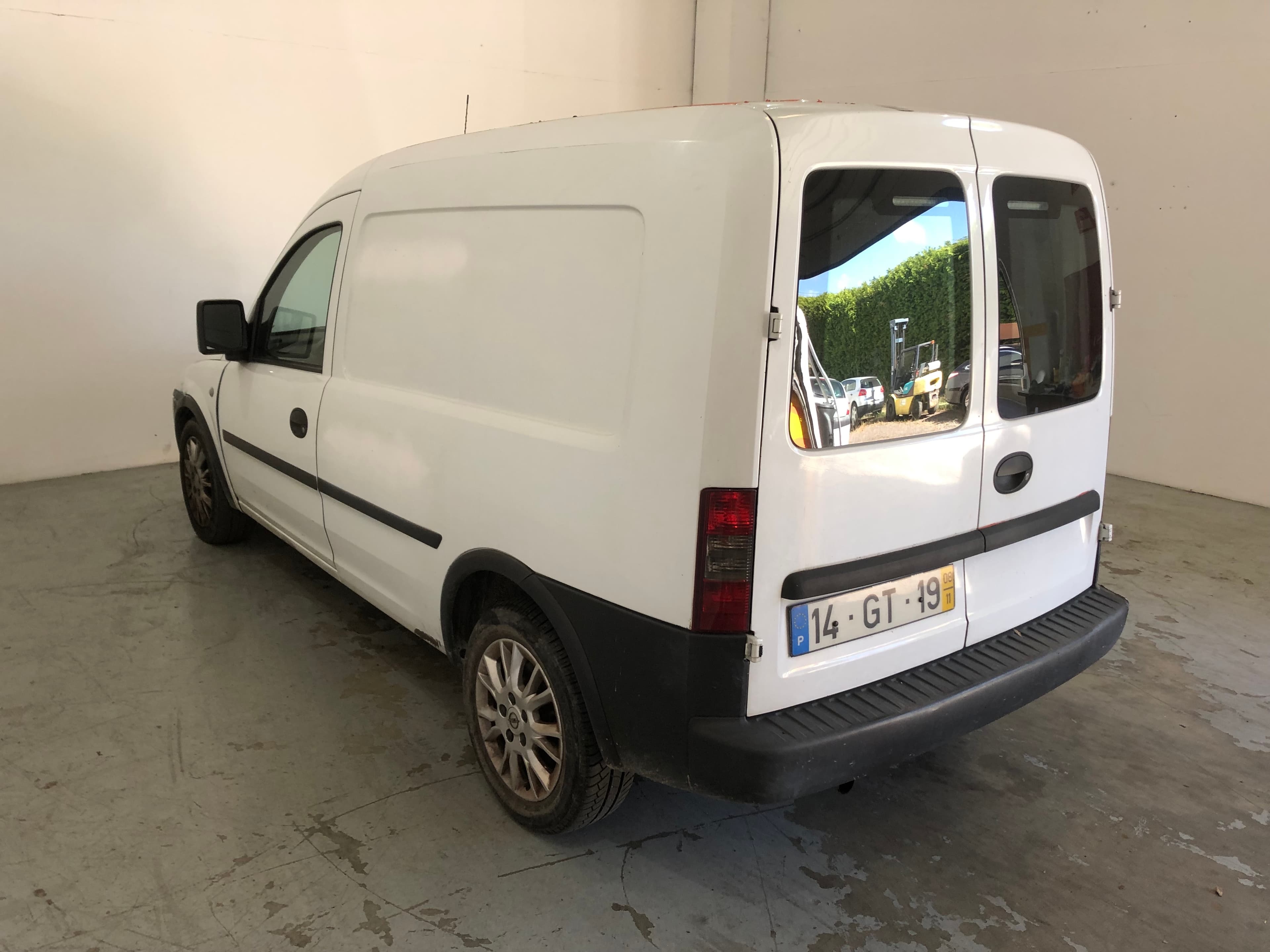 Opel Combo 1.7 CDTI · Ano 2008 — imagen 4