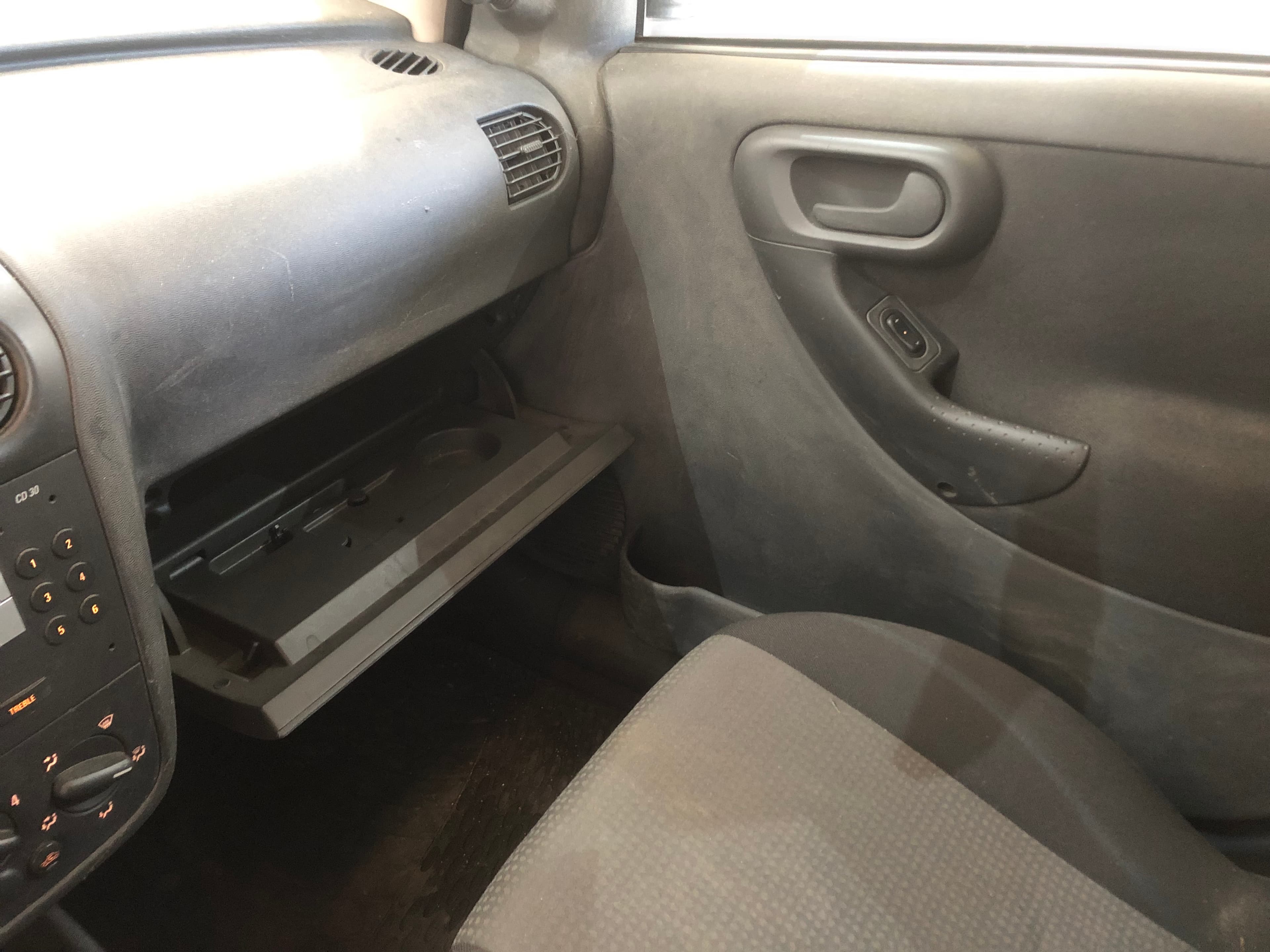 Opel Combo 1.7 CDTI · Ano 2008 — imagen 34