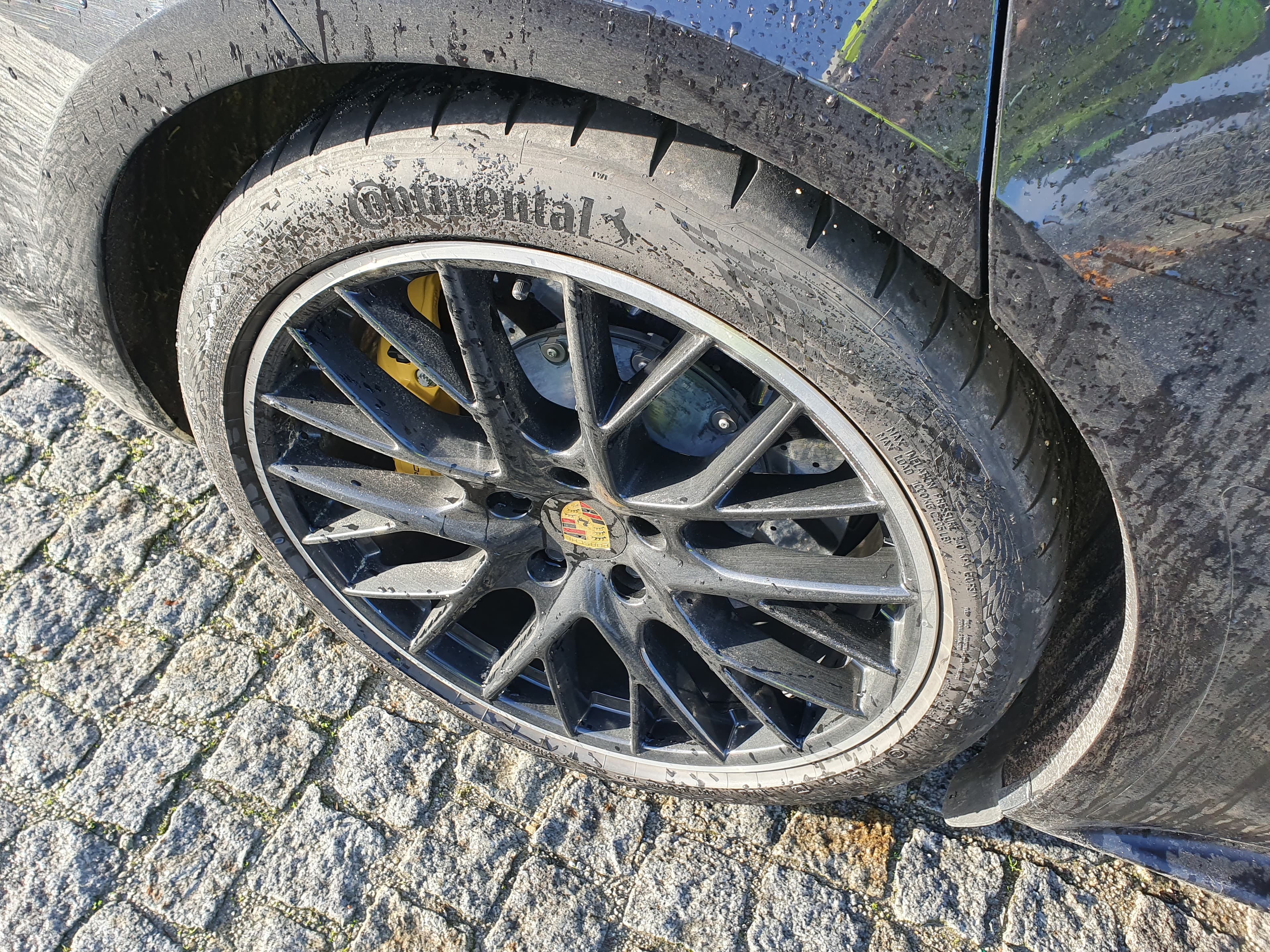 Porsche Panamera Turbo S · Ano 2018 — imagen 16