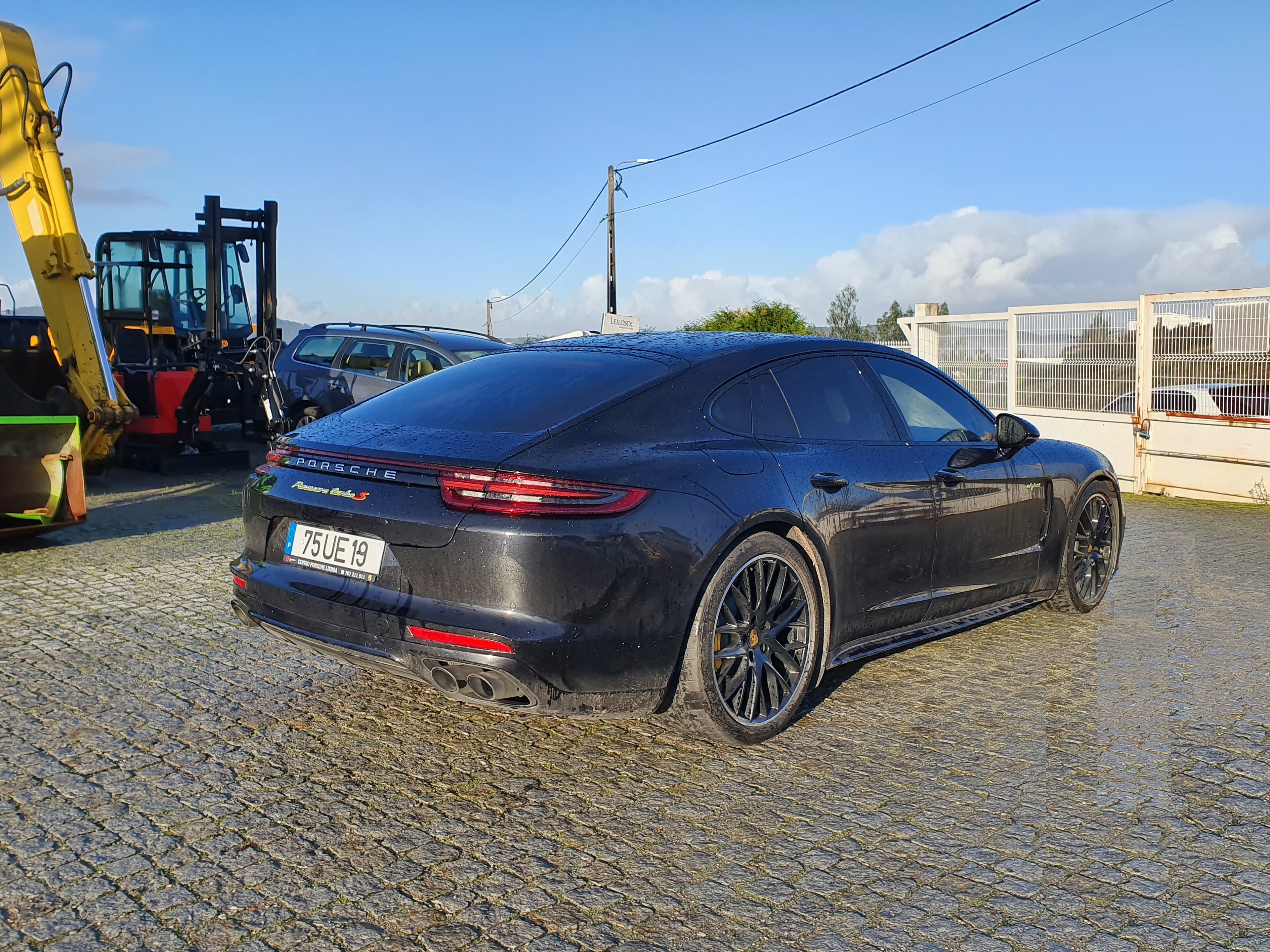 Porsche Panamera Turbo S · Ano 2018 — imagen 7