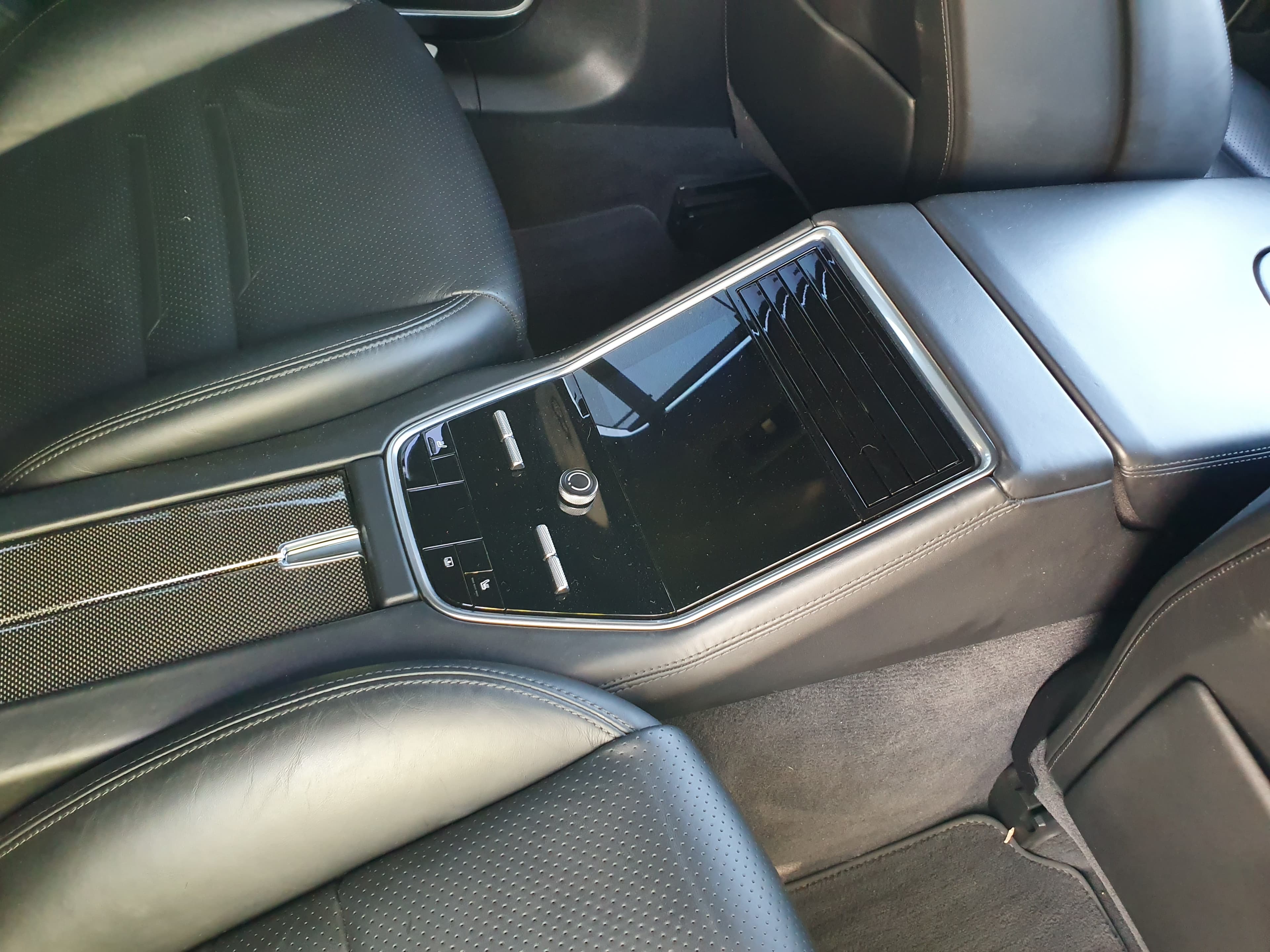Porsche Panamera Turbo S · Ano 2018 — imagen 22