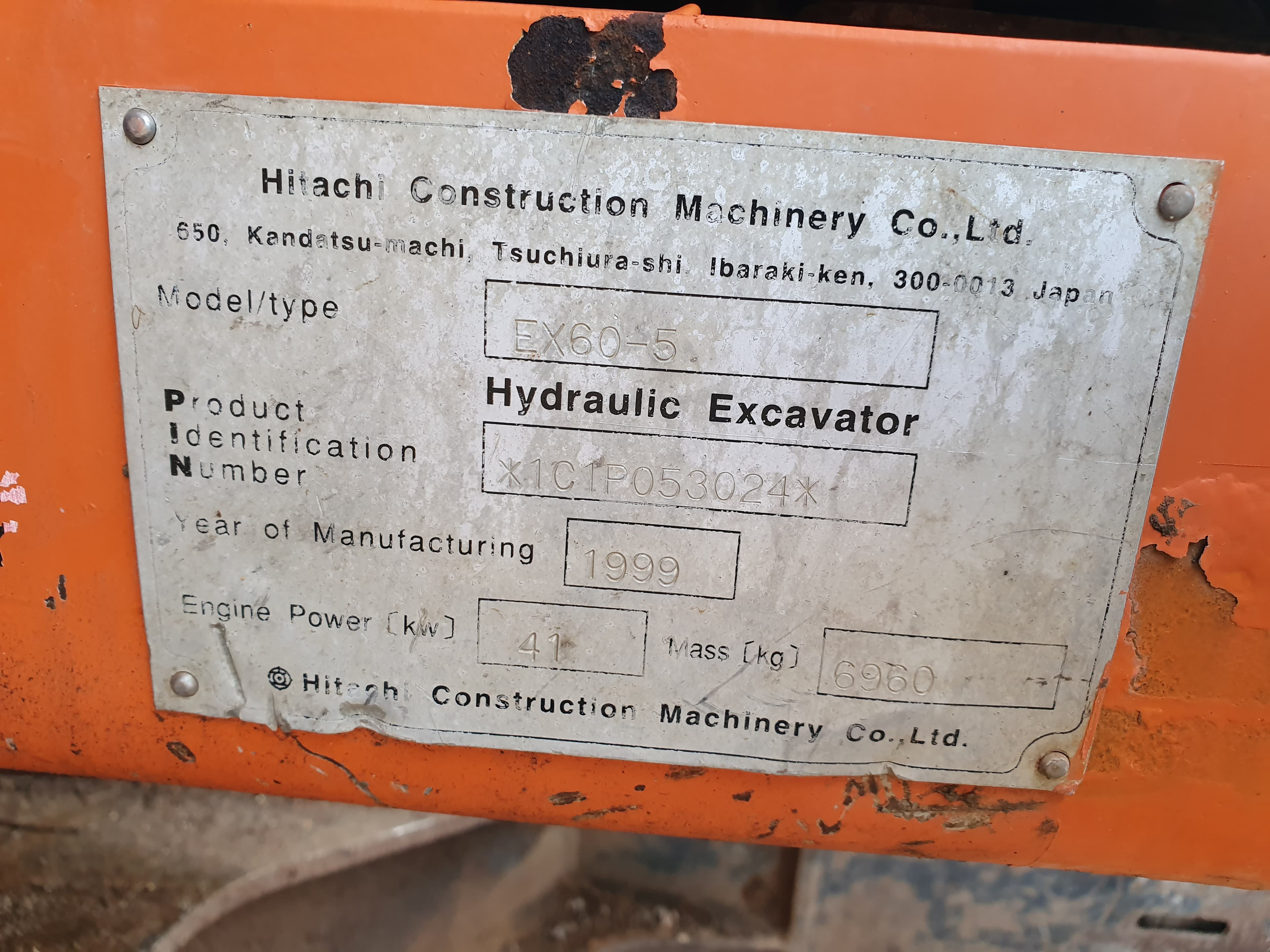 Giratória de rastos Hitachi — image 6