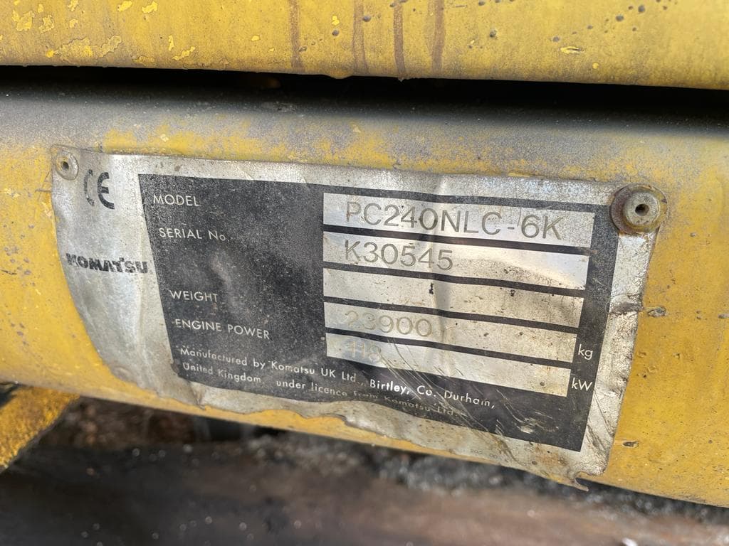 Giratória Komatsu PC 240 — imagem 5