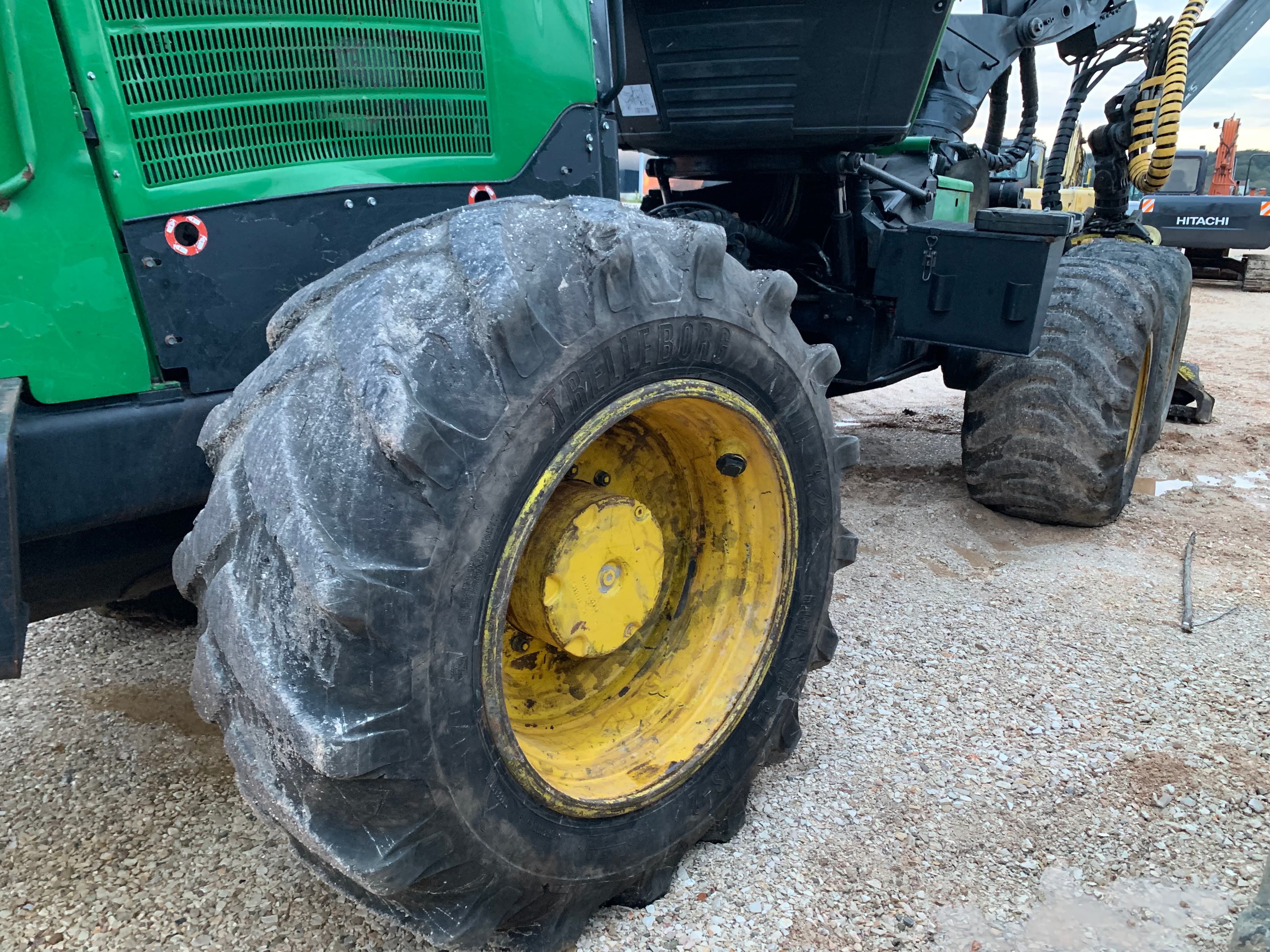 John Deere Forestry Chipper — image 13
