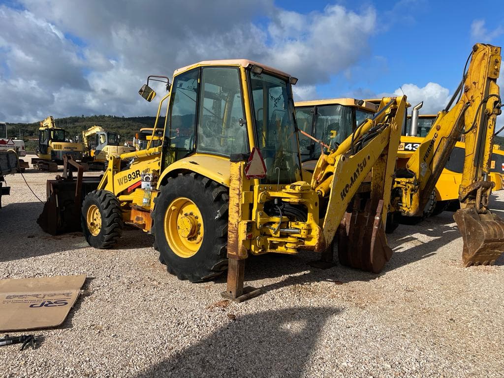 Retroescavadora Komatsu WB 93R-2 — imagen 3
