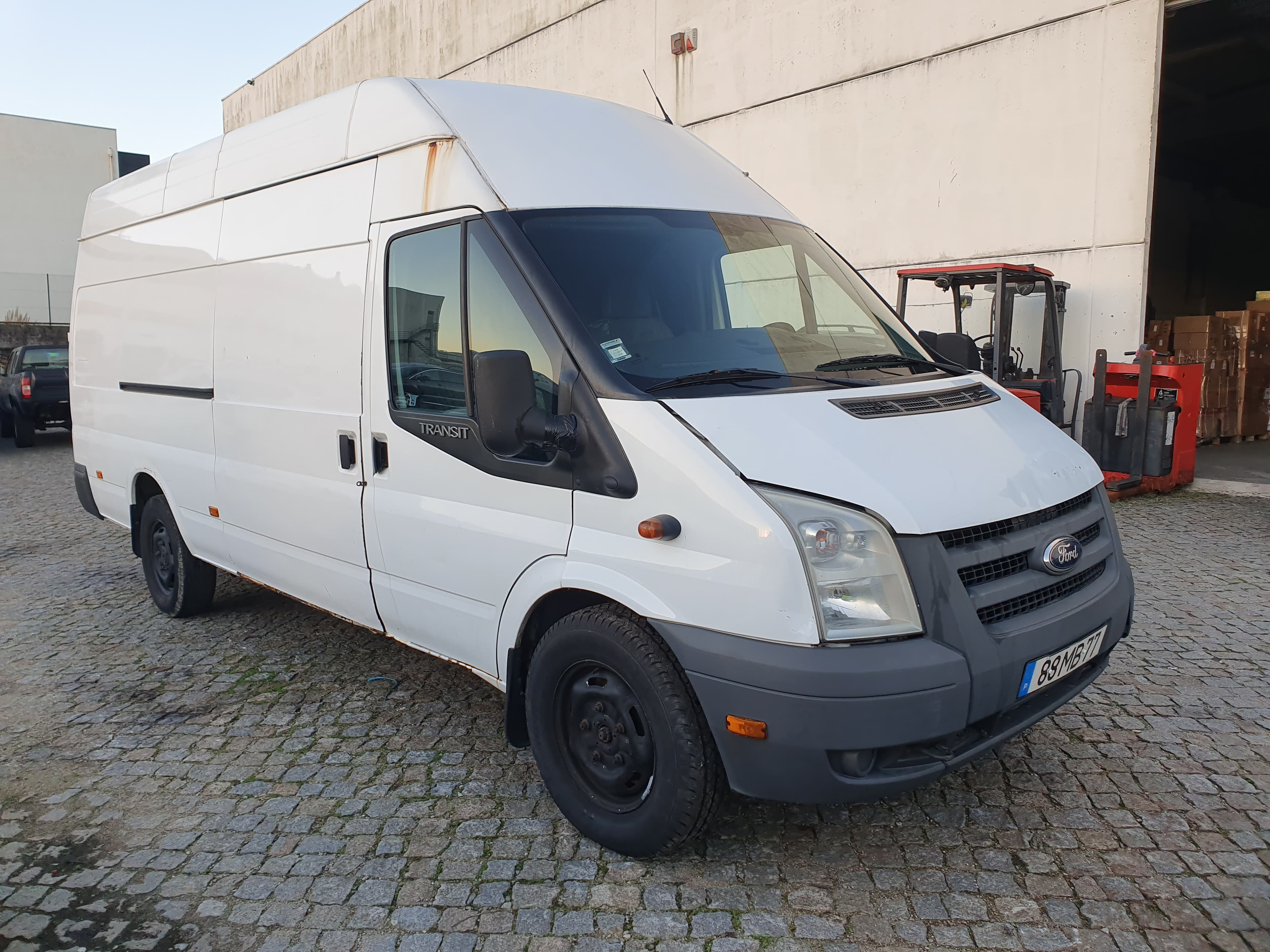 Ford Transit · Ano 2011 — imagen 2