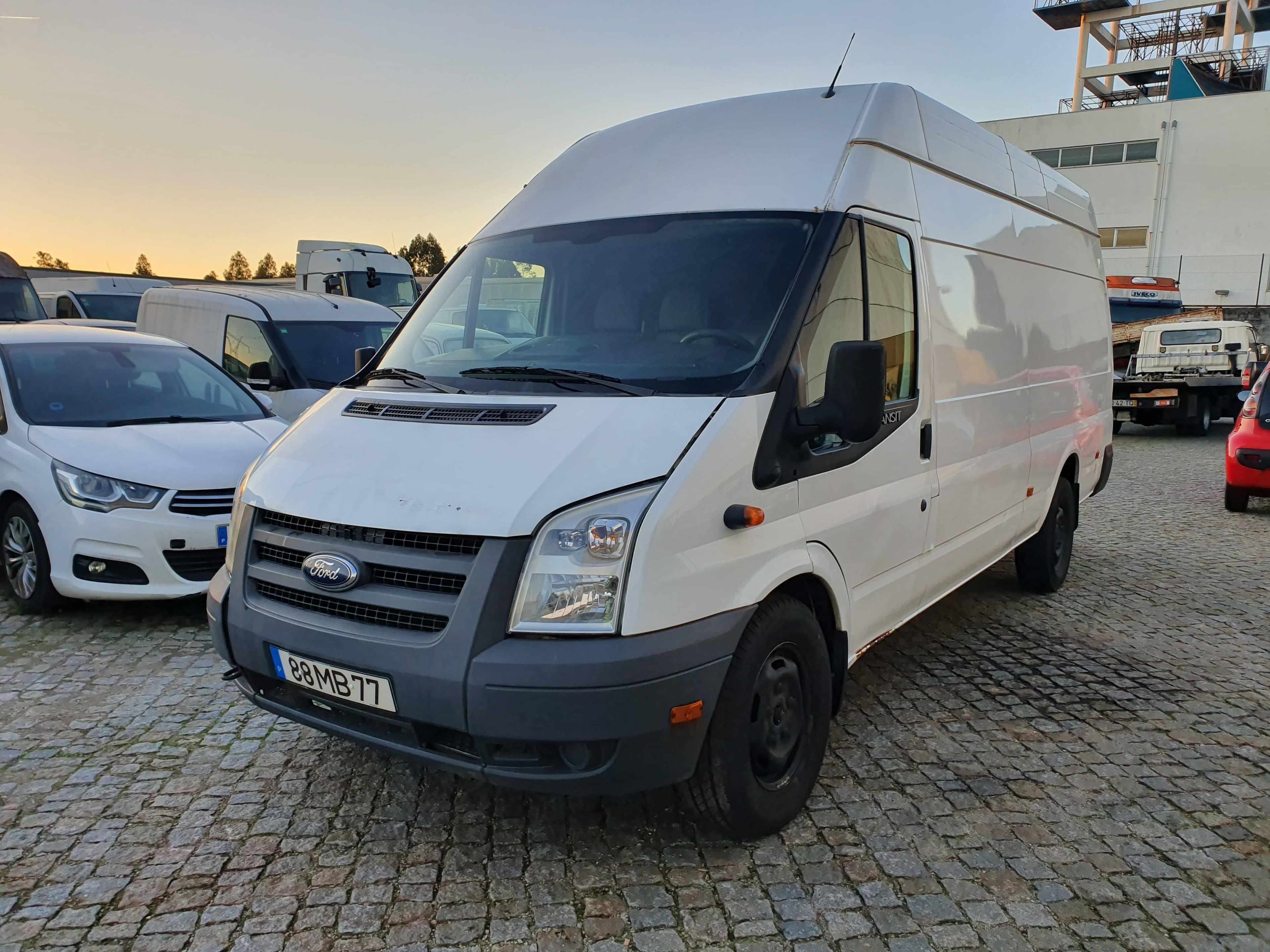 Ford Transit · Ano 2011 — imagen 1