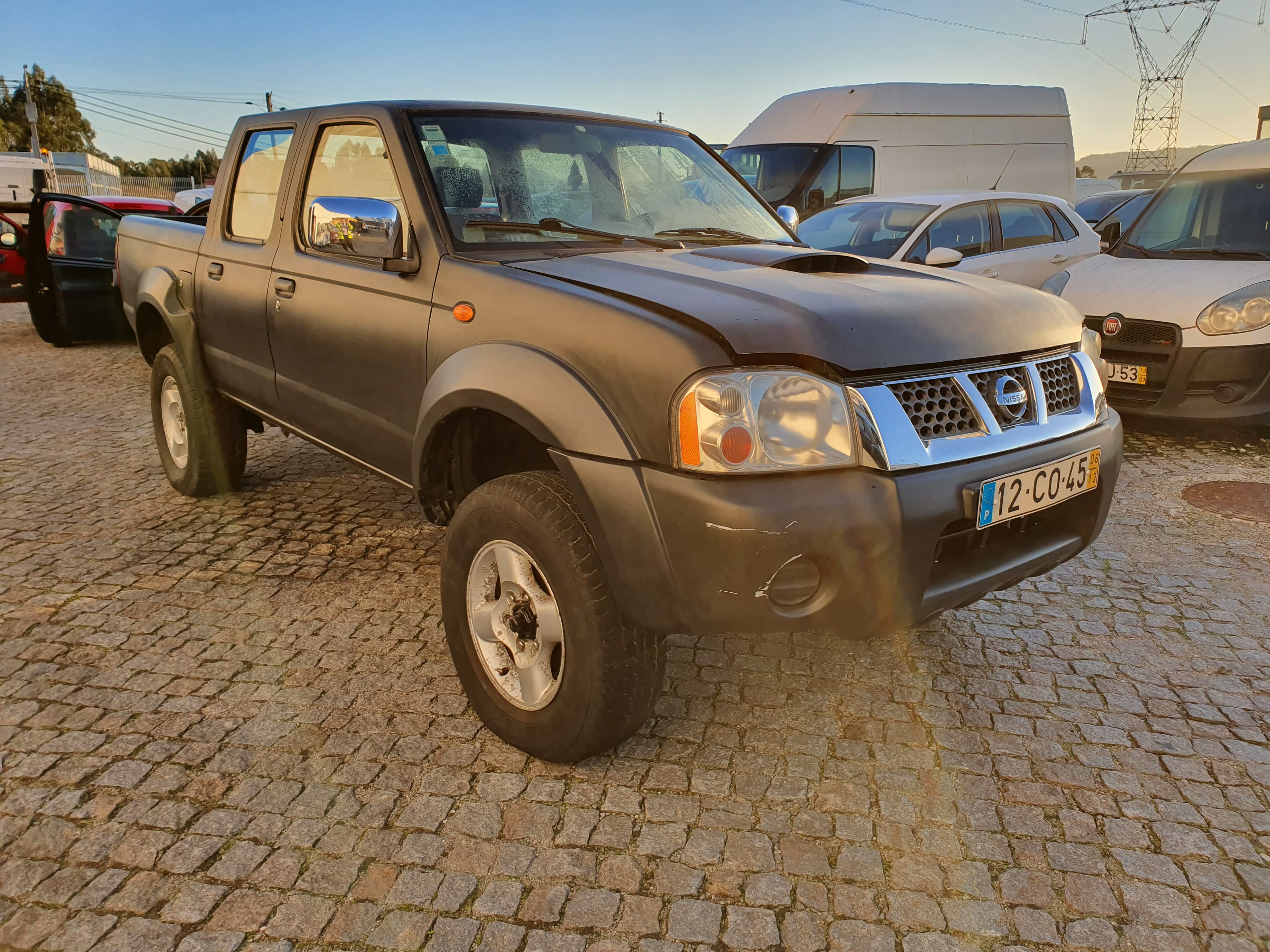 Nissan Navarra · Ano 2006 — image 1