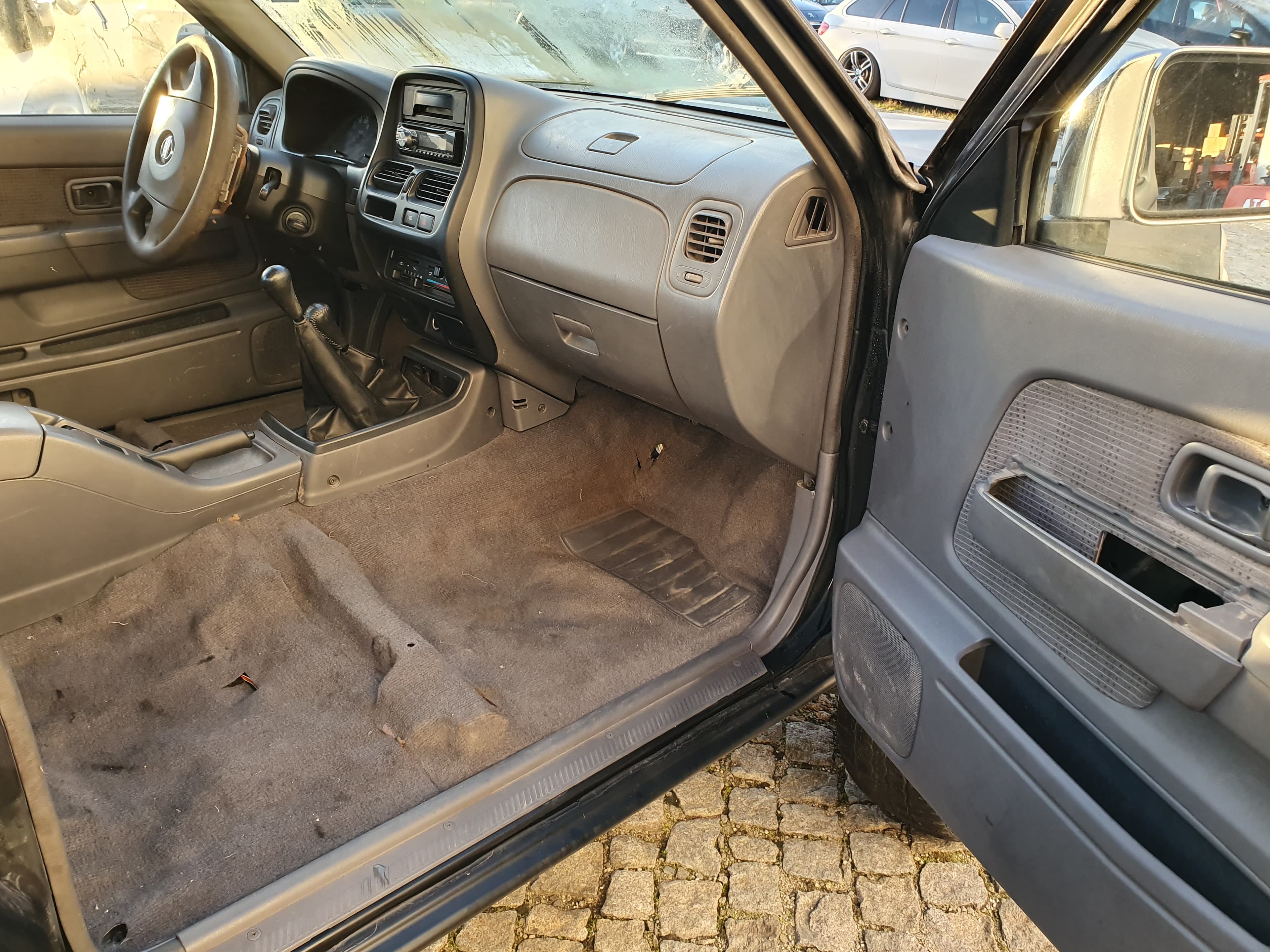 Nissan Navarra · Ano 2006 — image 16