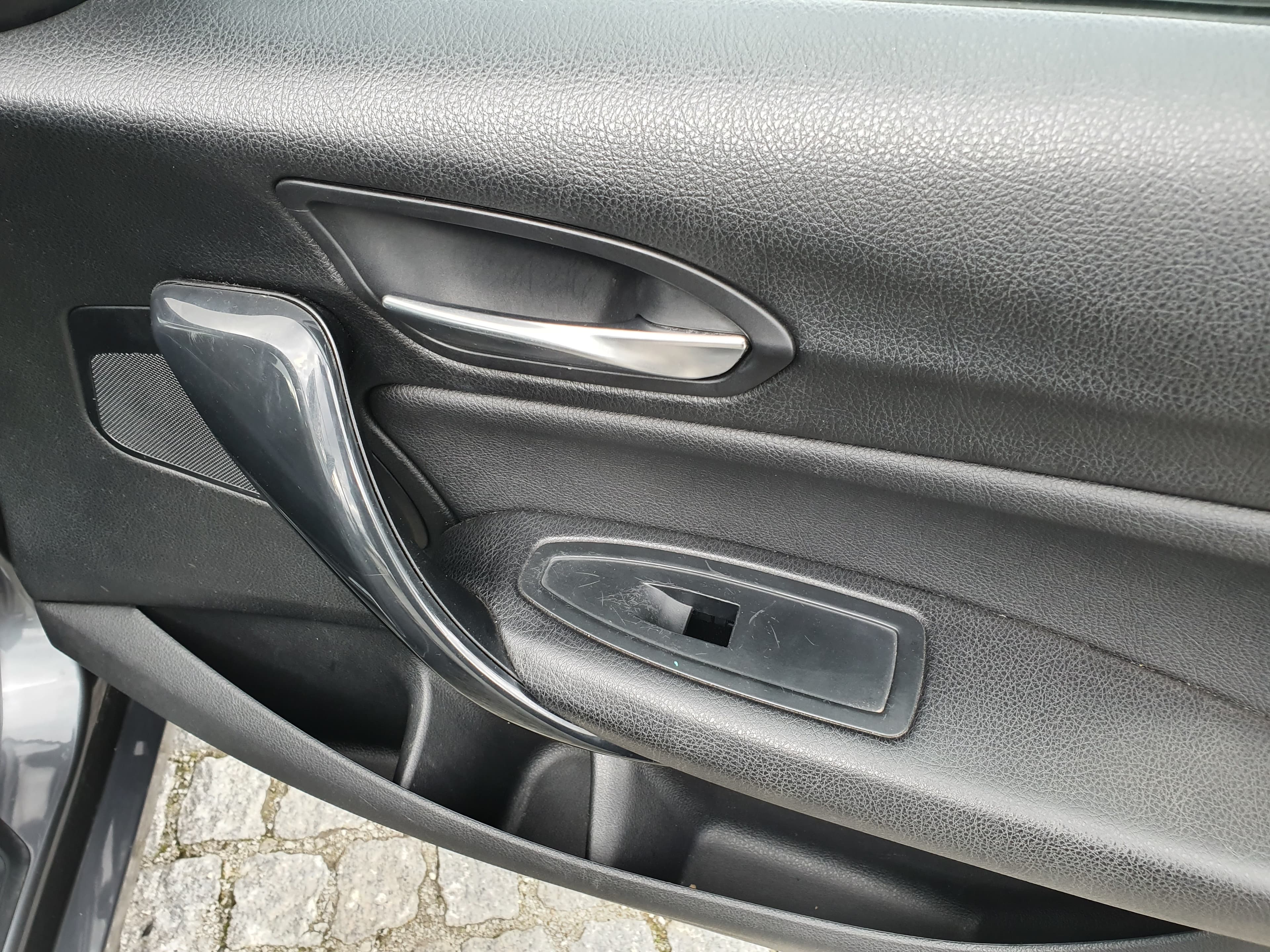 BMW 116D · Ano 2016 — imagem 28