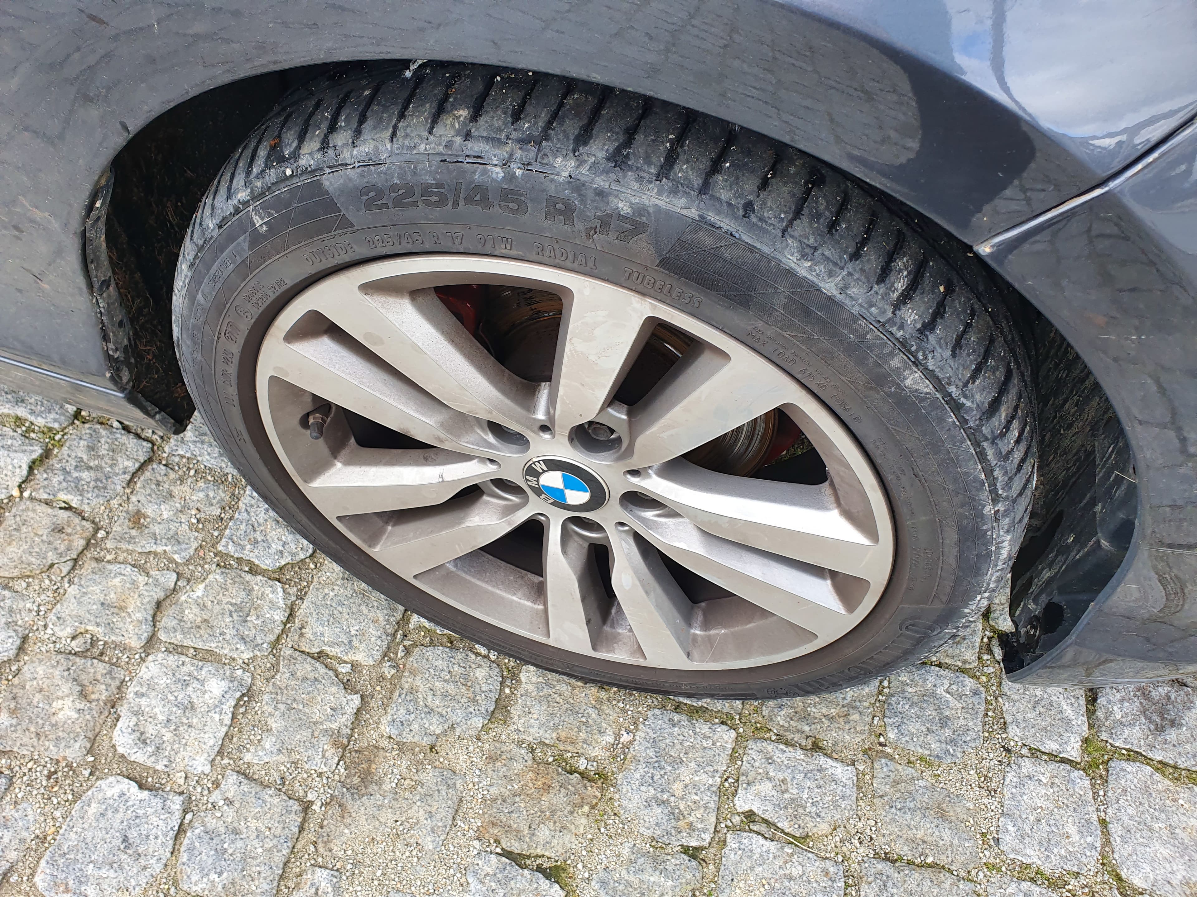 BMW 116D · Ano 2016 — imagem 8