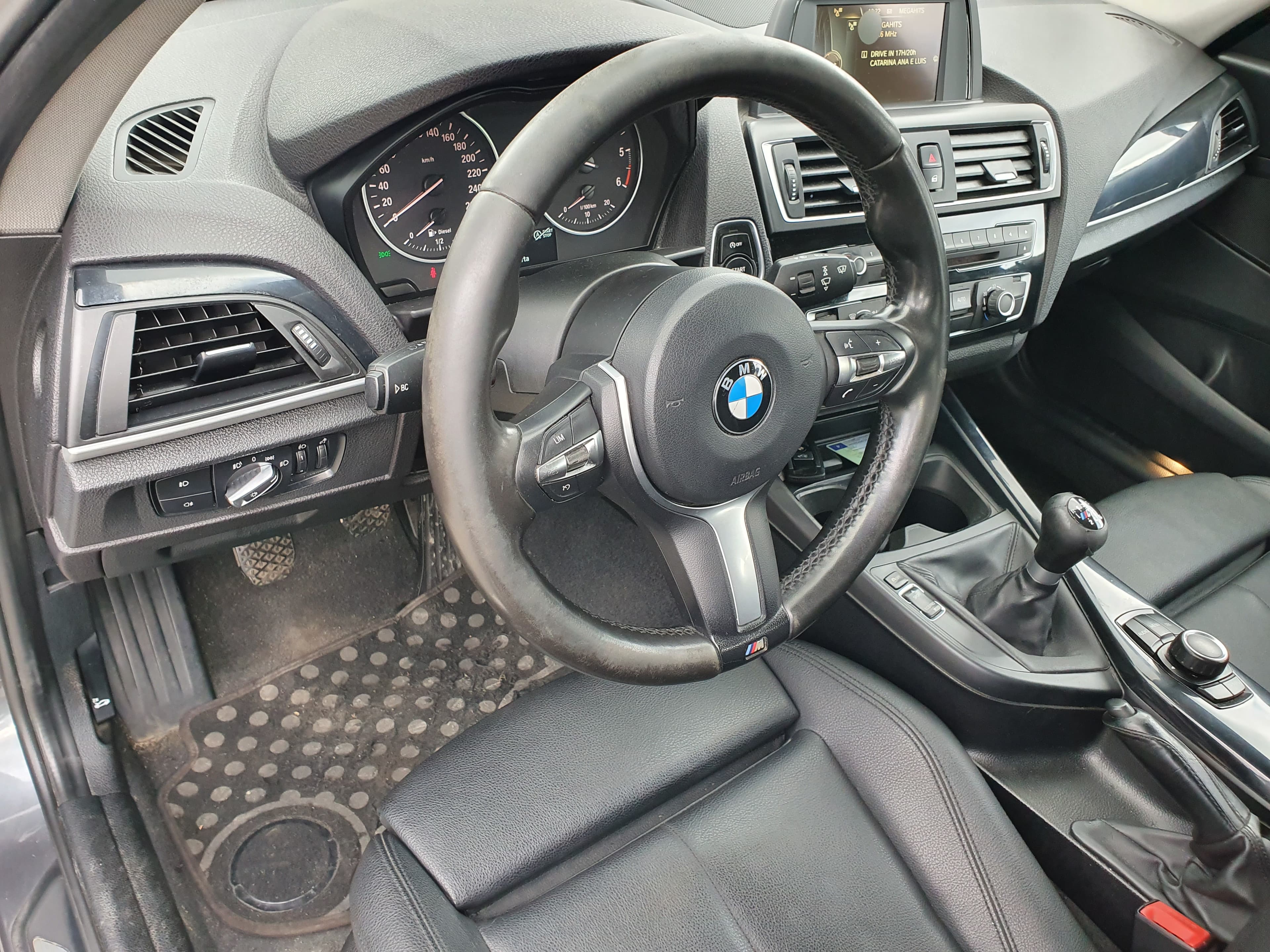 BMW 116D · Ano 2016 — imagem 37