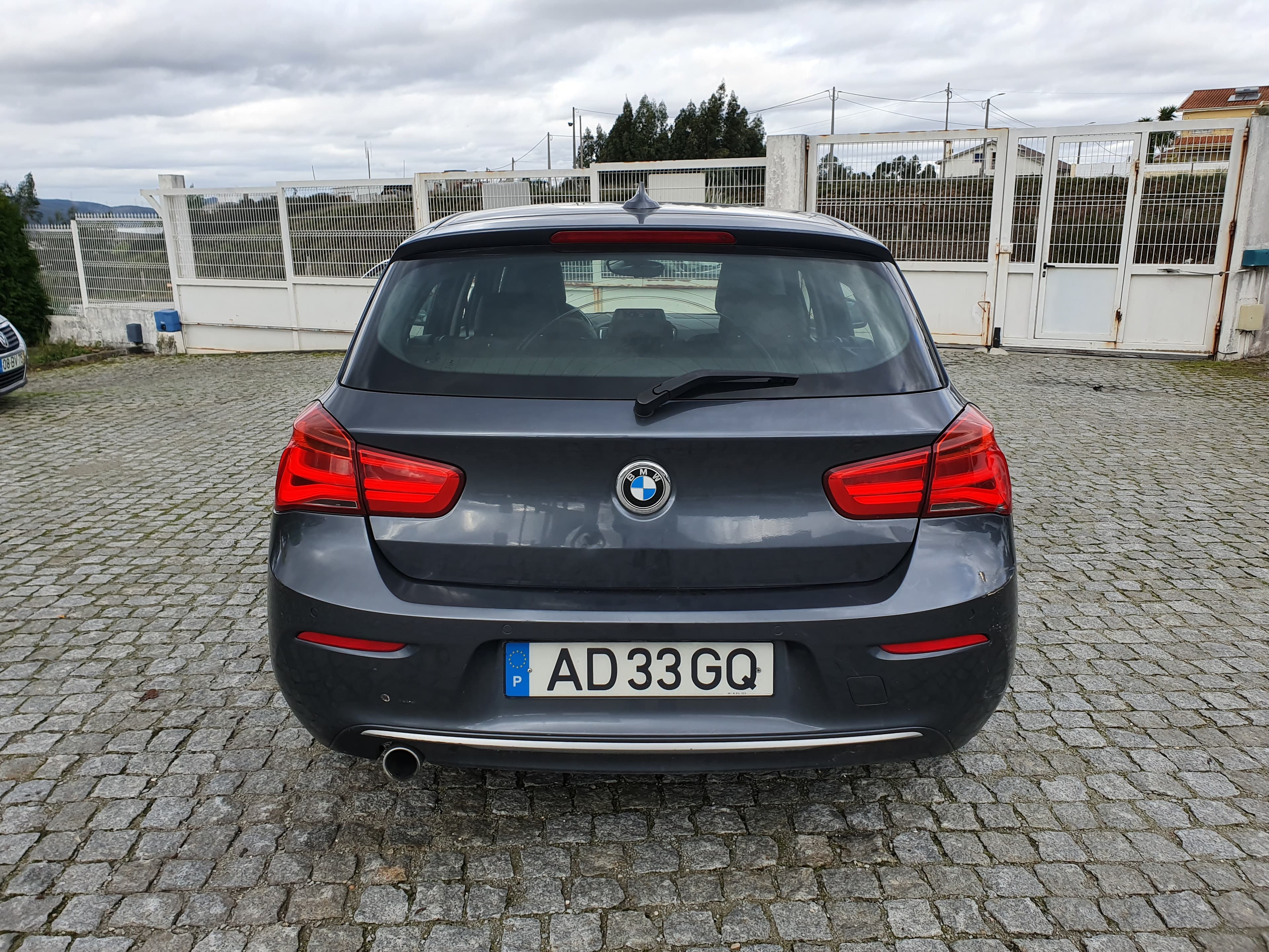 BMW 116D · Ano 2016 — imagem 20