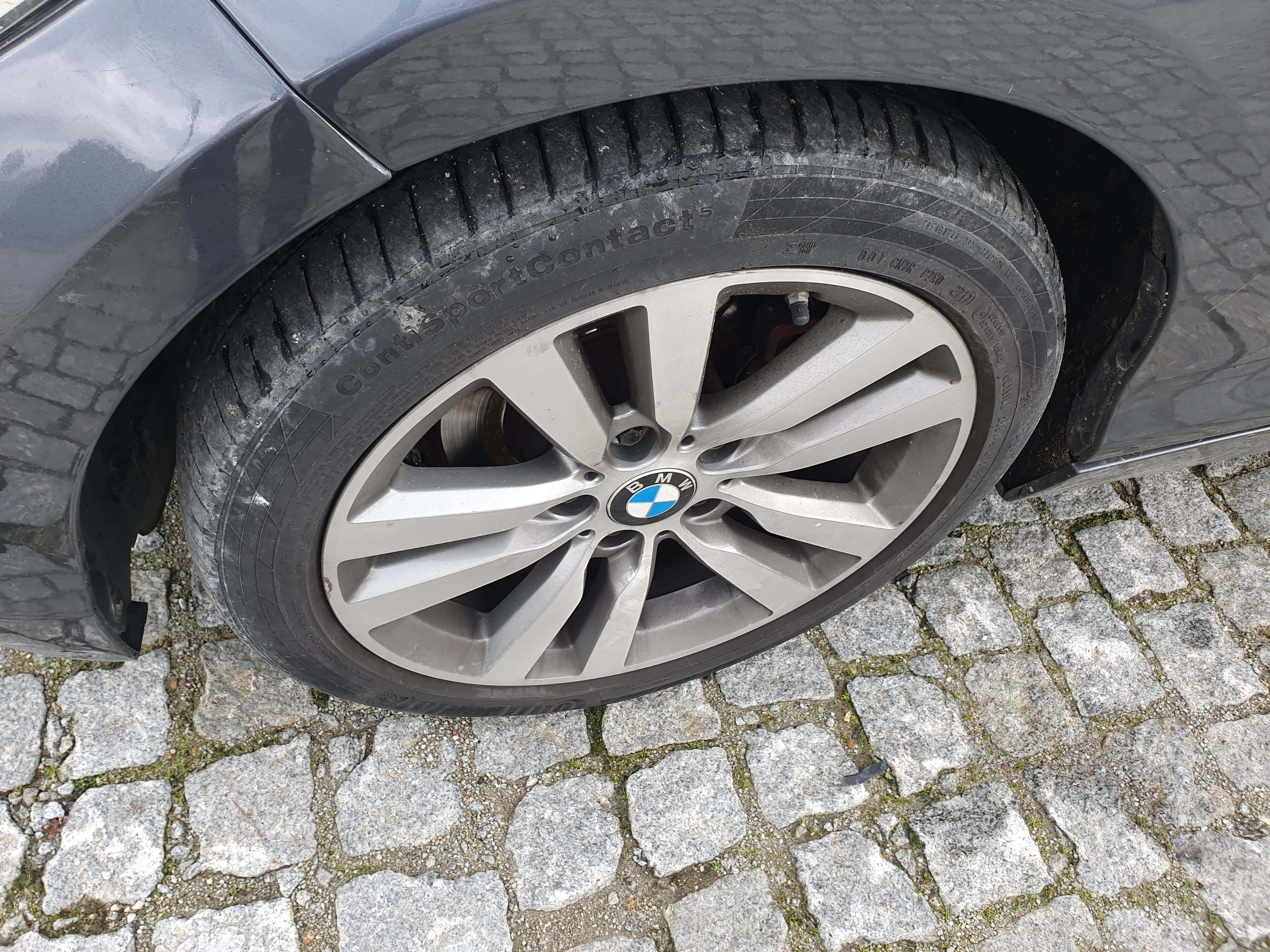 BMW 116D · Ano 2016 — imagem 6