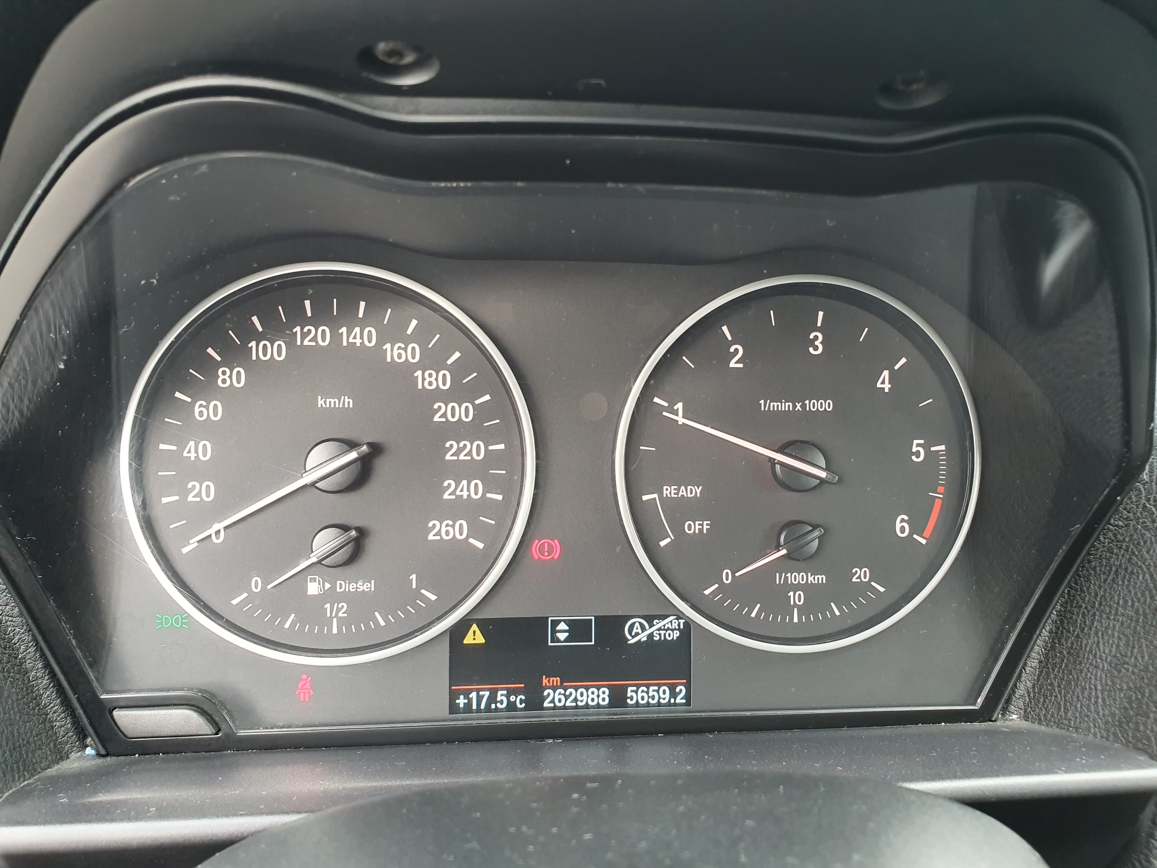 BMW 116D · Ano 2016 — imagem 40