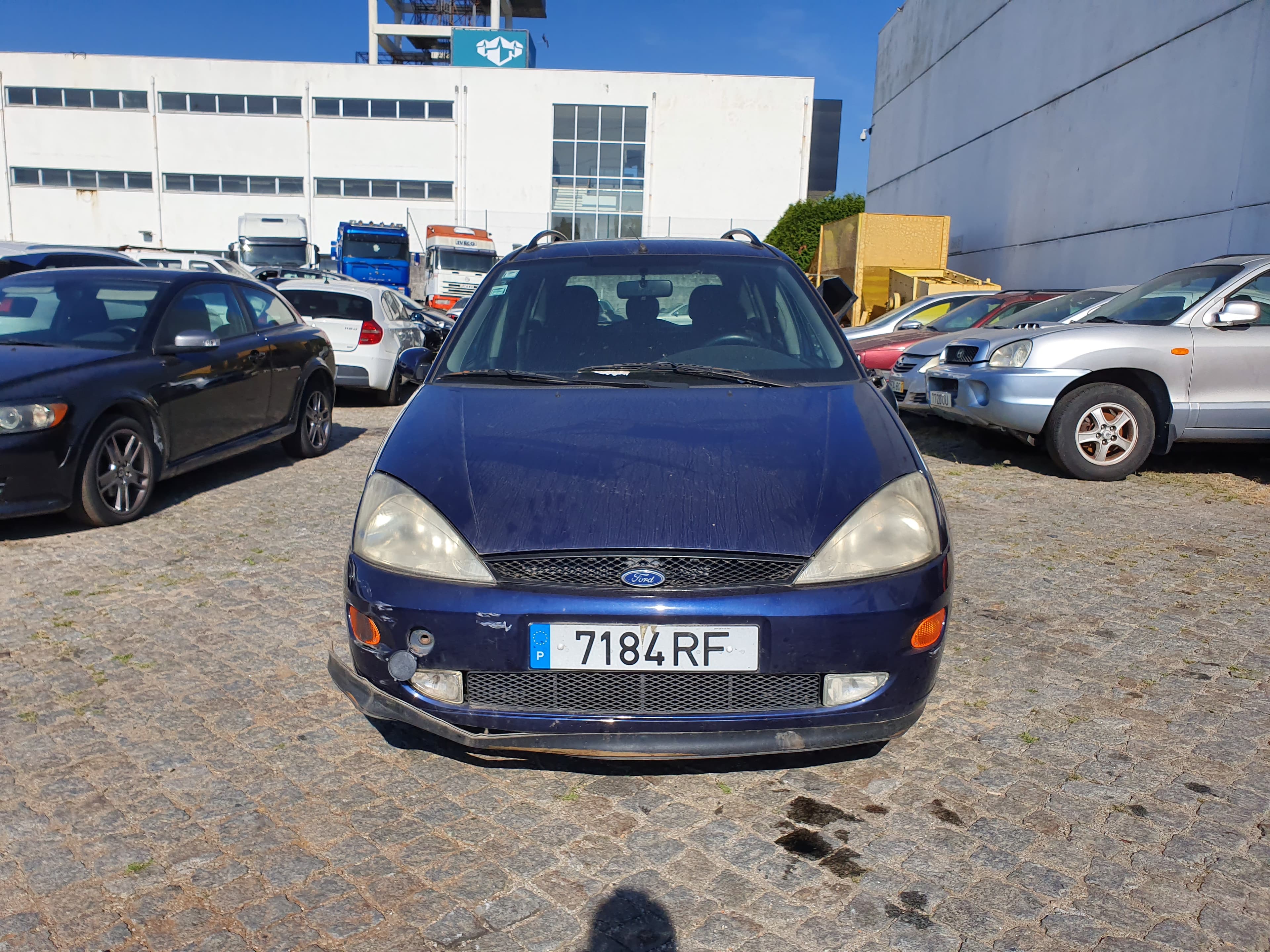 Ford Focus · Ano 2001 — image 2