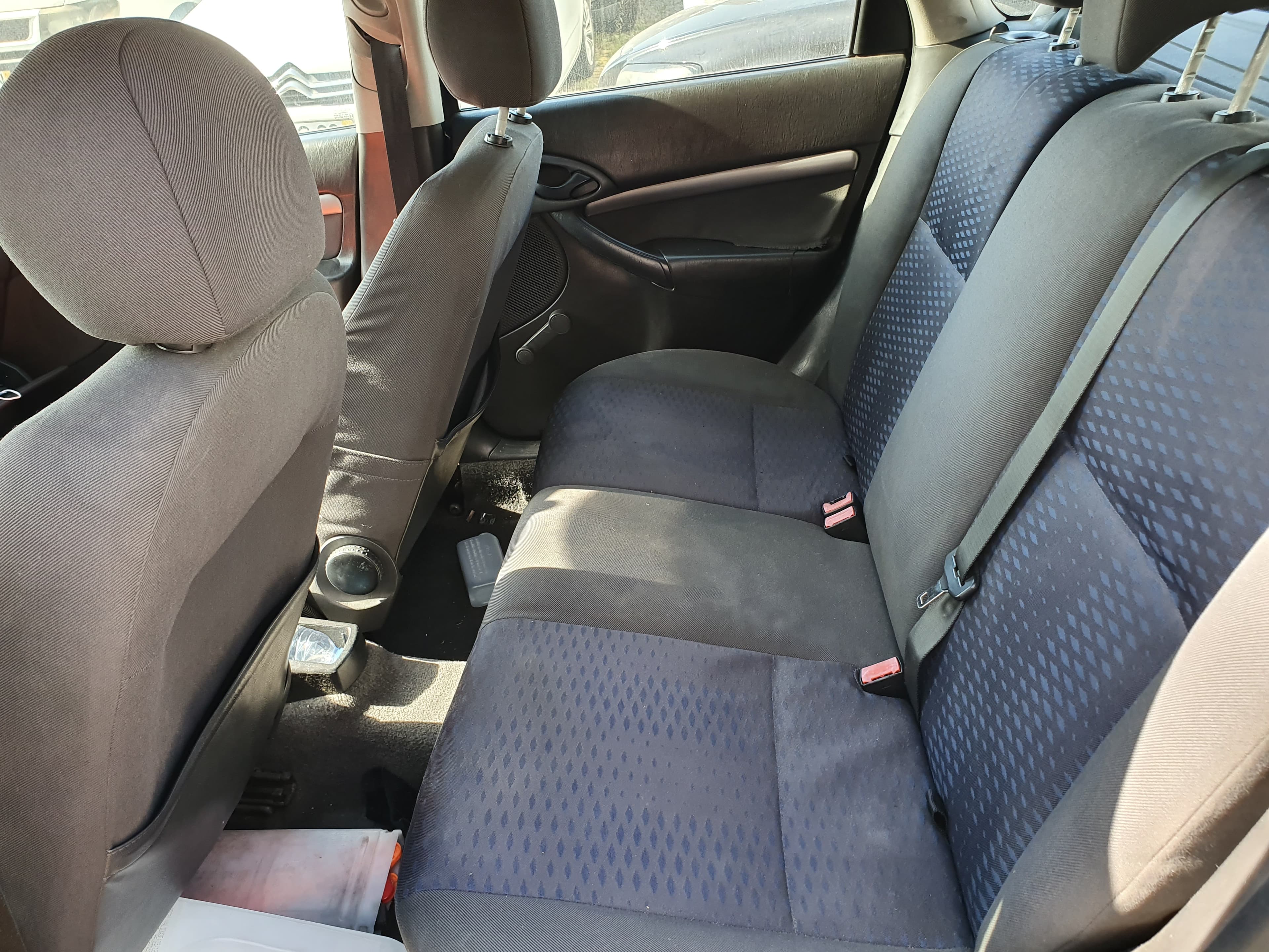 Ford Focus · Ano 2001 — image 15