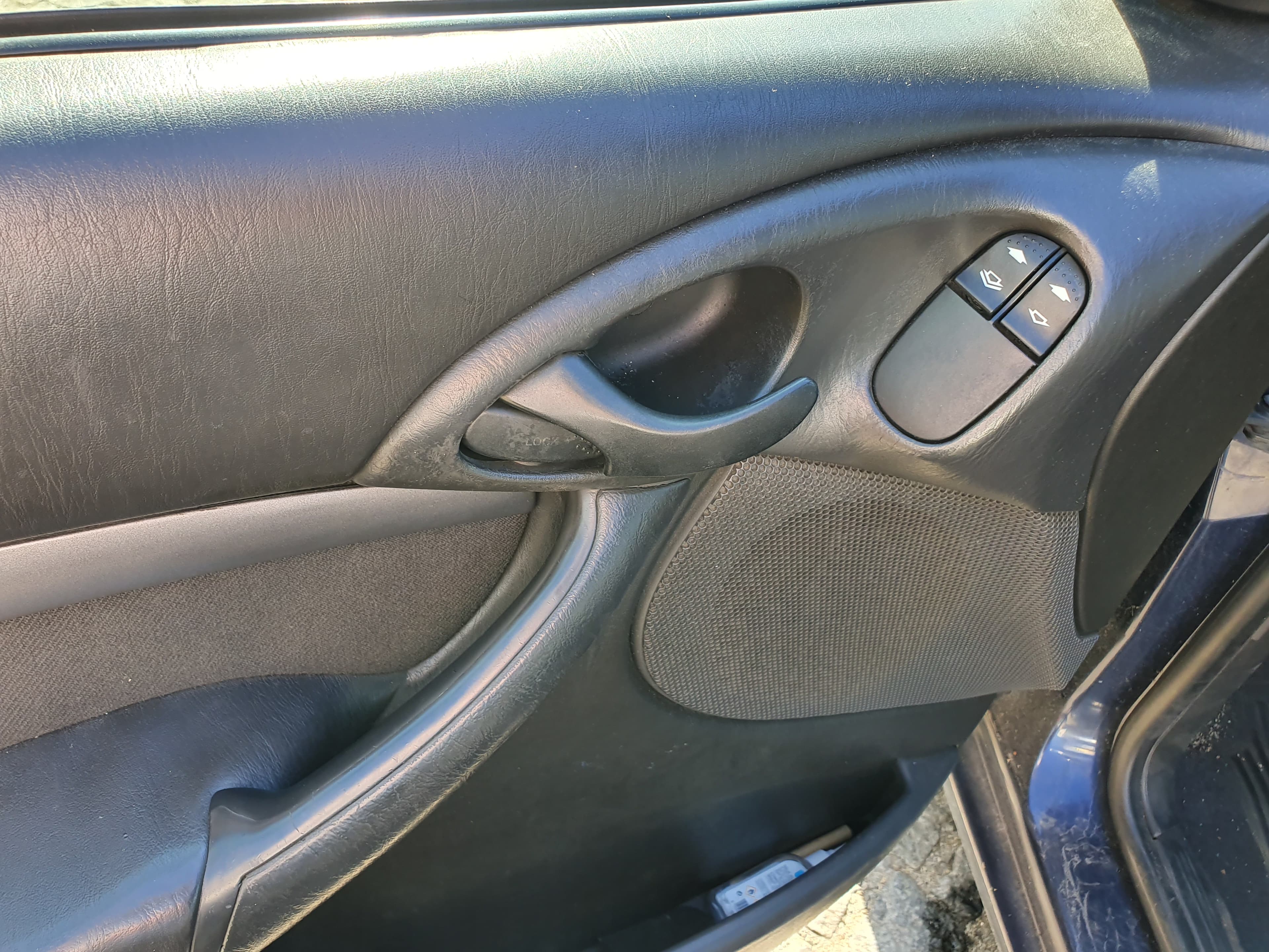 Ford Focus · Ano 2001 — image 23