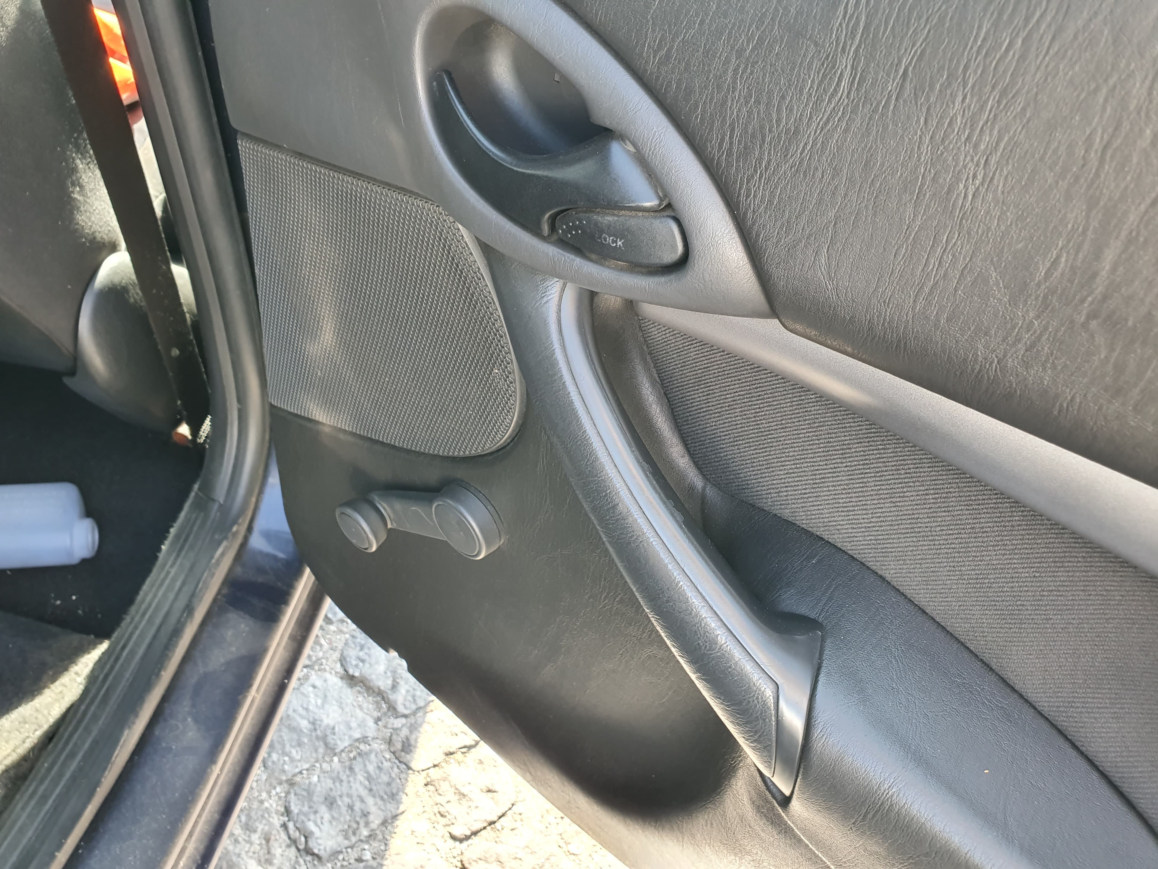 Ford Focus · Ano 2001 — image 17