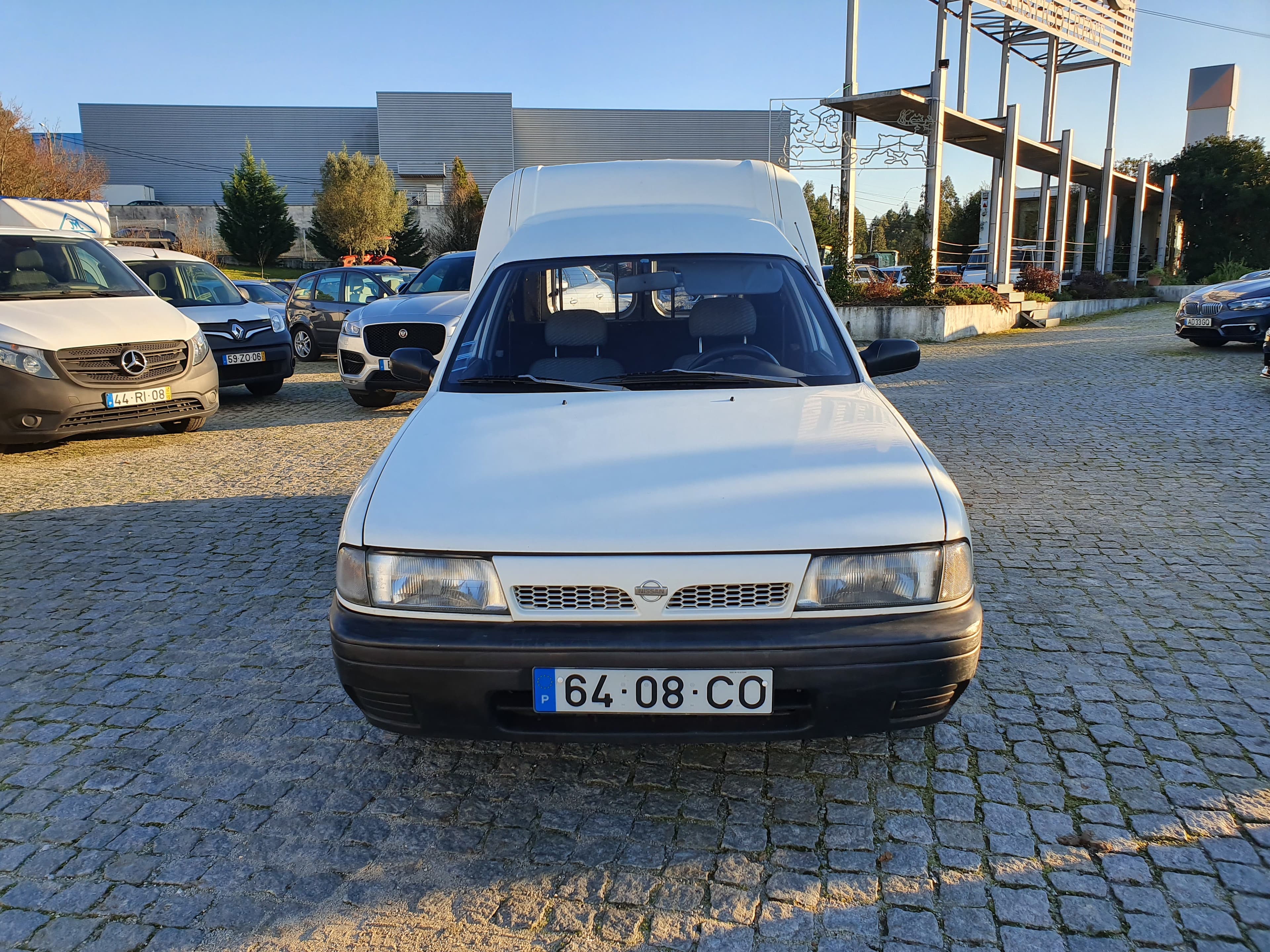 Nissan Sunny Van · Ano 1993 — imagen 3
