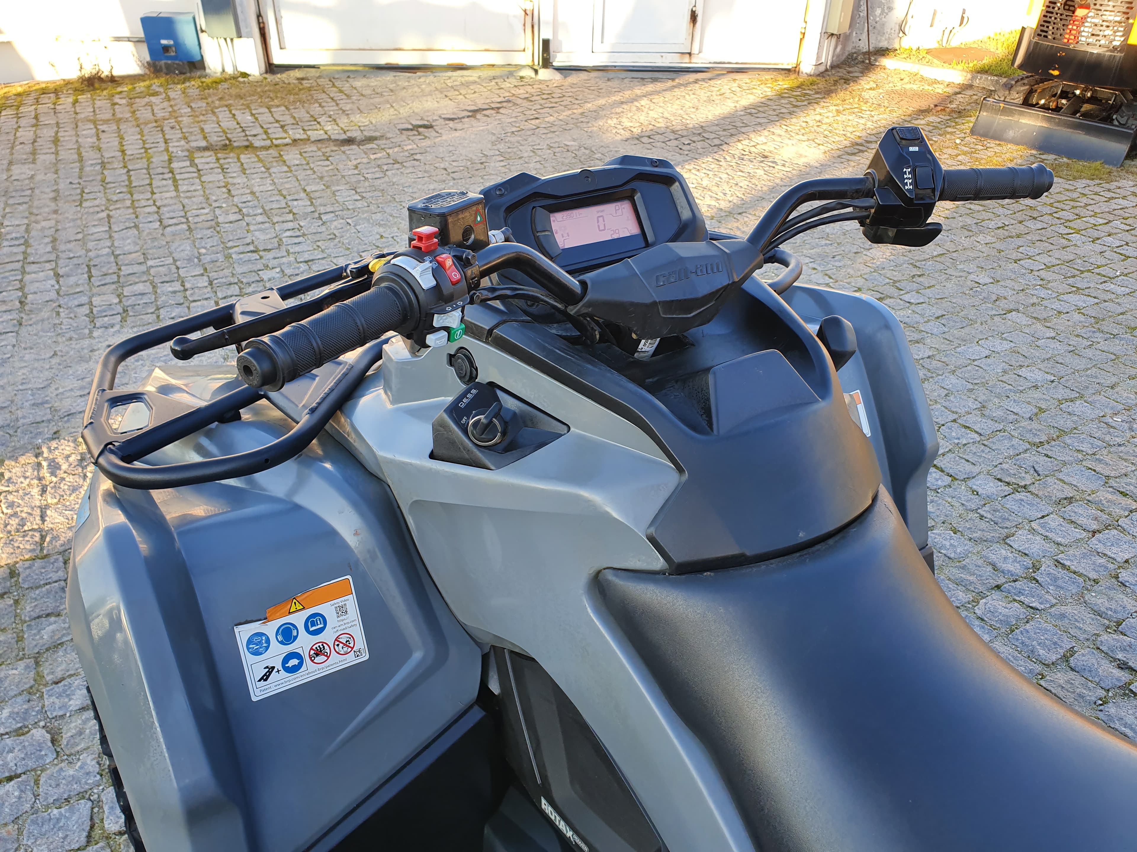 Buggy BRP Can-am Outlander · Ano 2021 — imagen 12